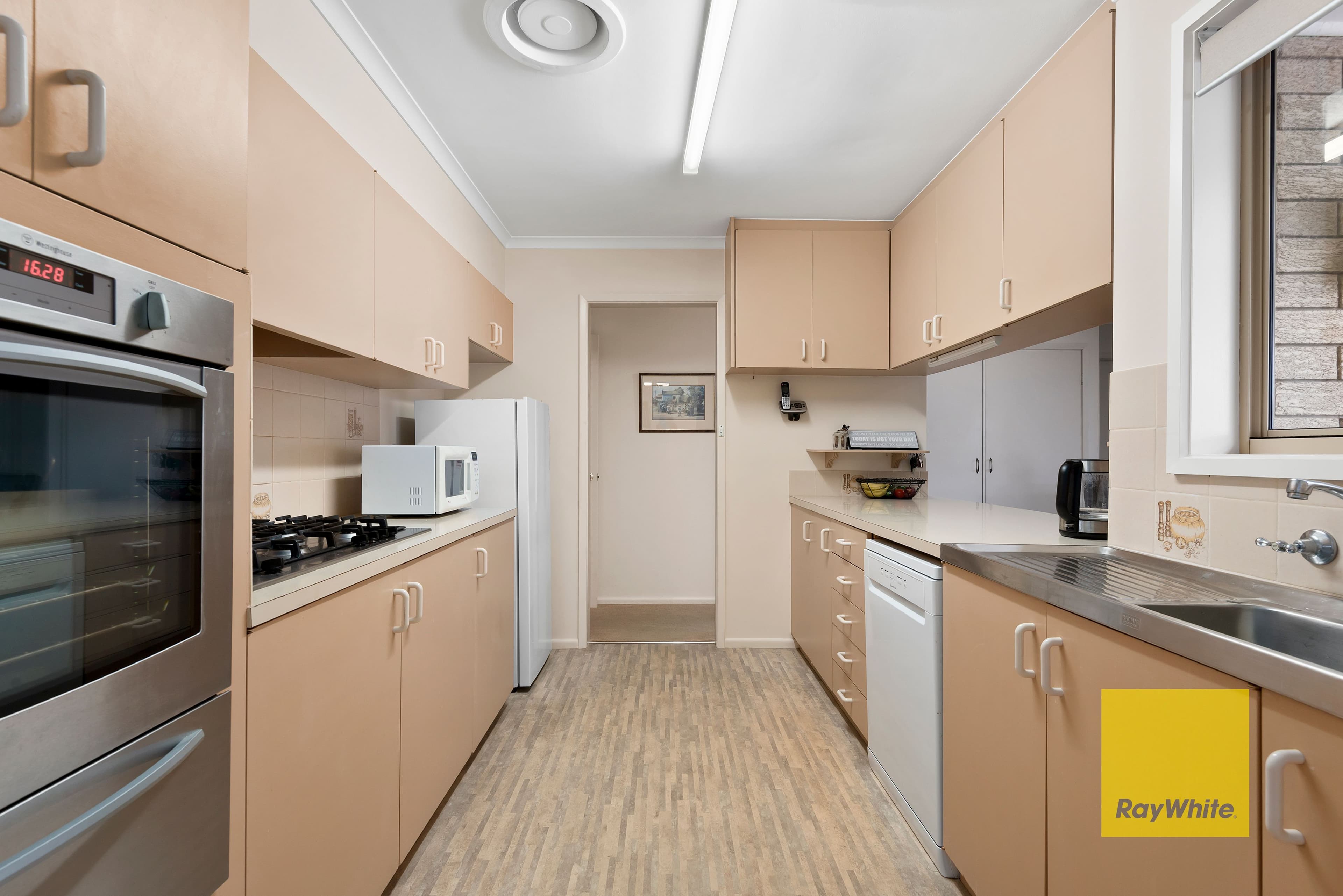 6 Kidman Avenue, Belmont VIC 3216, Belmont - Thumbnail 7