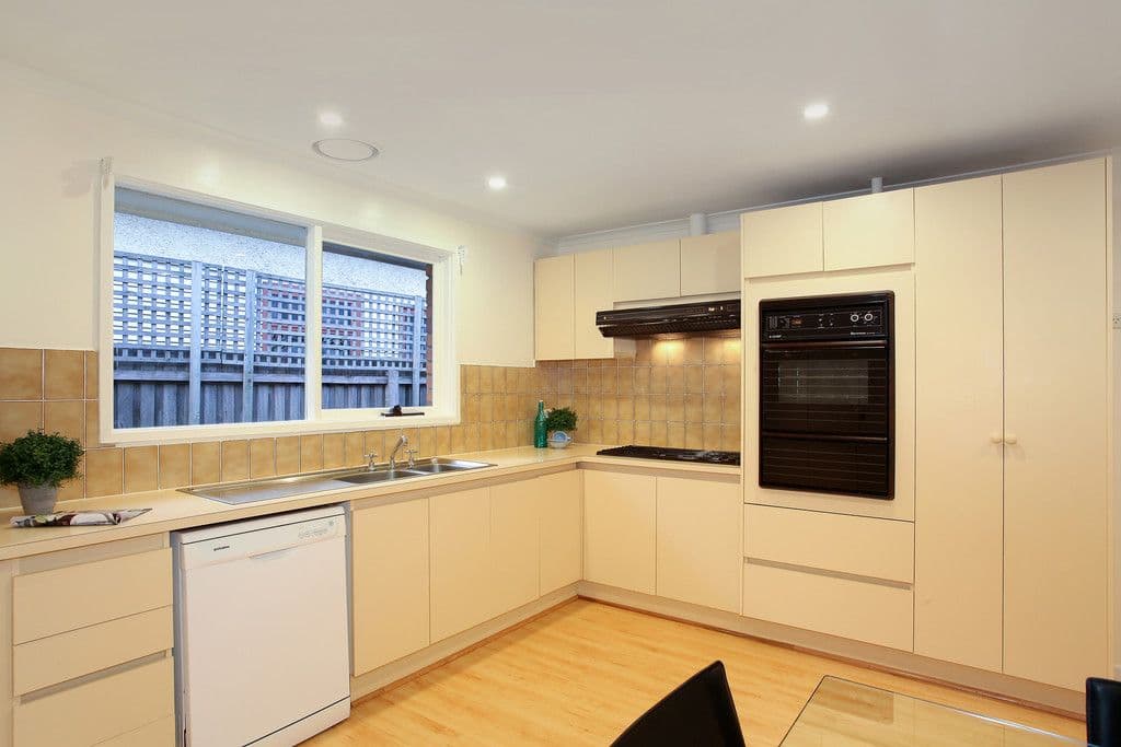 1 Lyons Street, CARNEGIE VIC 3163, Carnegie - Thumbnail 2