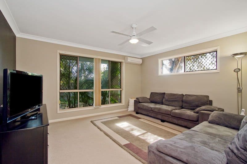 37 Chippendale Crescent, CURRUMBIN WATERS QLD 4223, Currumbin Waters - Thumbnail 2