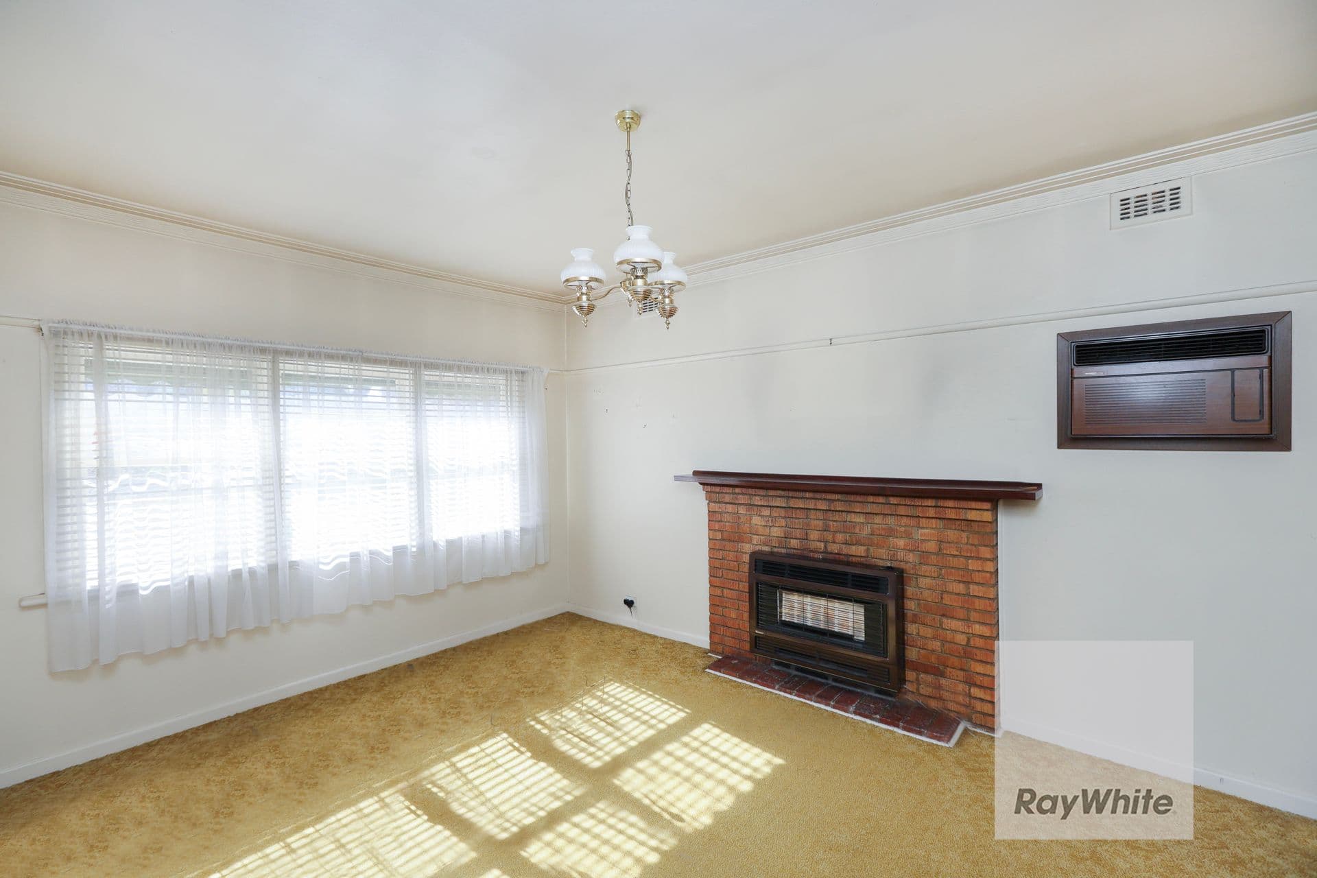 23 Hotham Road, Niddrie VIC 3042, Niddrie - Thumbnail 2