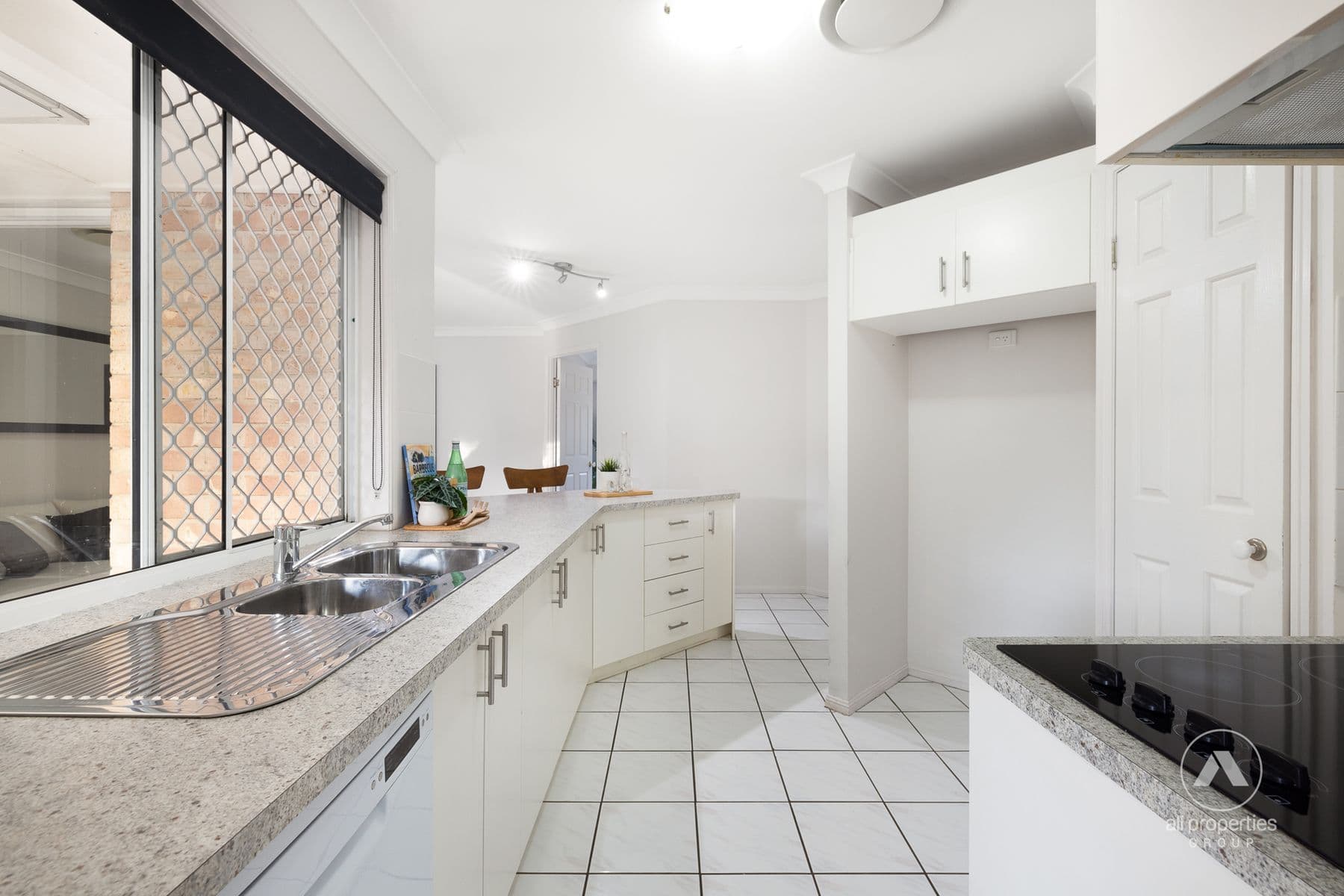 53 Tamarisk Way, Drewvale QLD 4116, Drewvale - Thumbnail 3