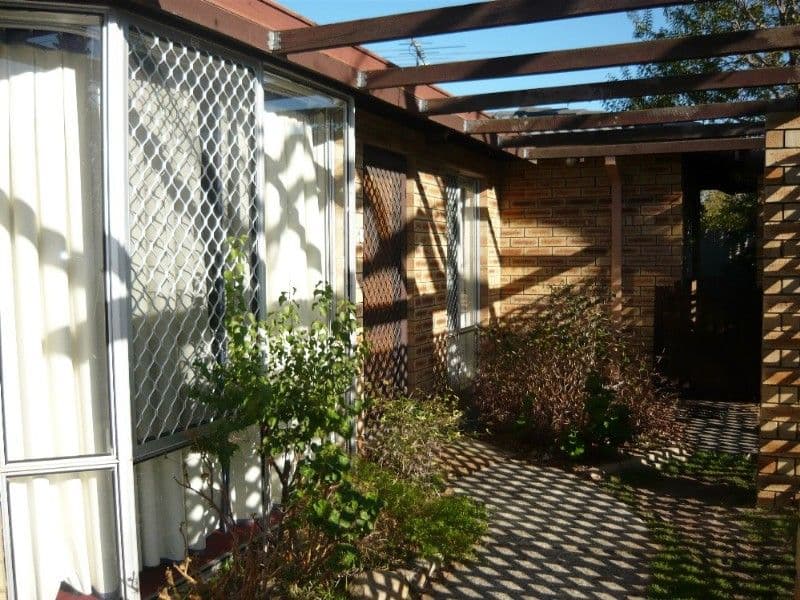 10 Irwin Close, GOSNELLS WA 6110, Gosnells - Thumbnail 2