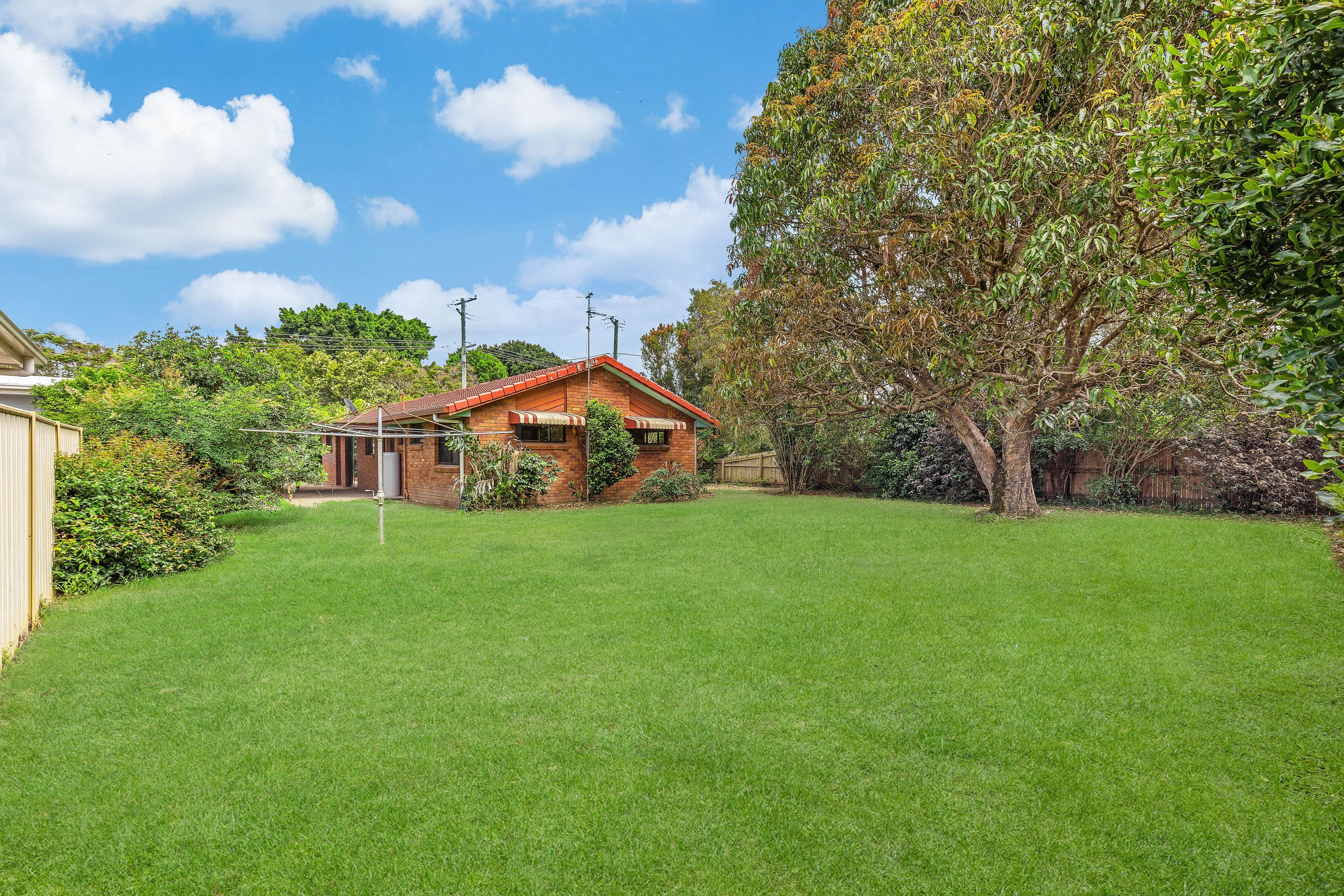 22 Twin Peaks Drive, Beerwah QLD 4519, Beerwah - Thumbnail 2