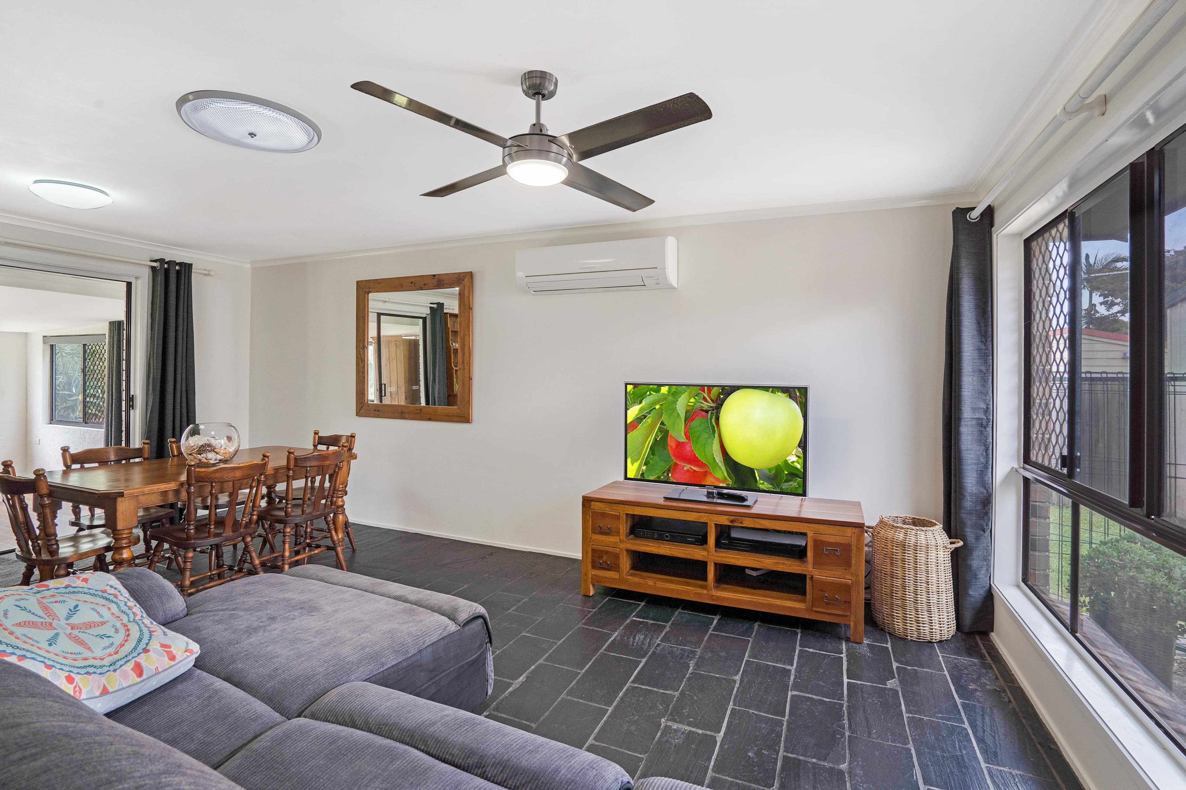 14 Straight Drive, Browns Plains QLD 4118, Browns Plains - Thumbnail 2