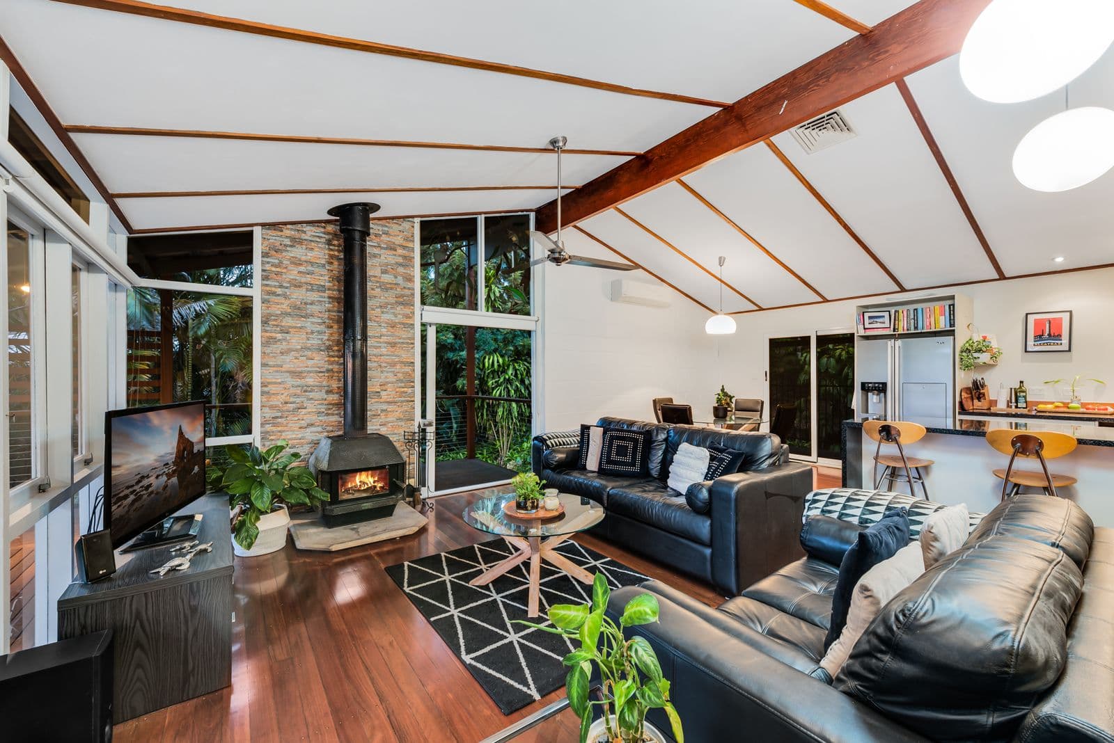 18 Tad Street, Kenmore QLD 4069, Kenmore - Thumbnail 5