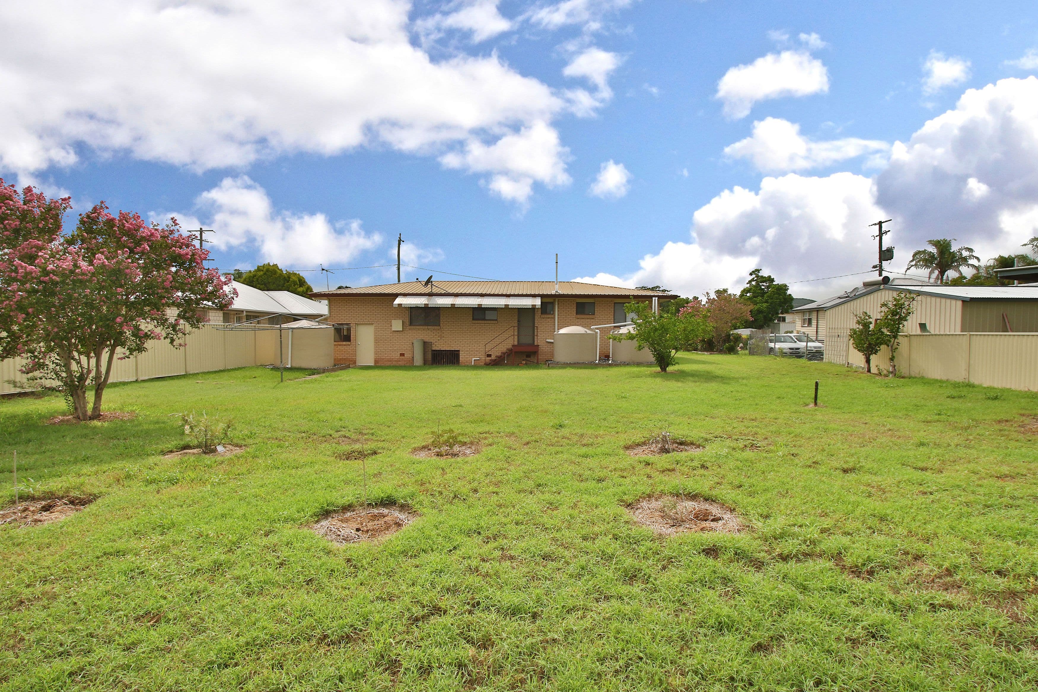 35 Daniel Street, Lowood QLD 4311, Lowood - Thumbnail 2