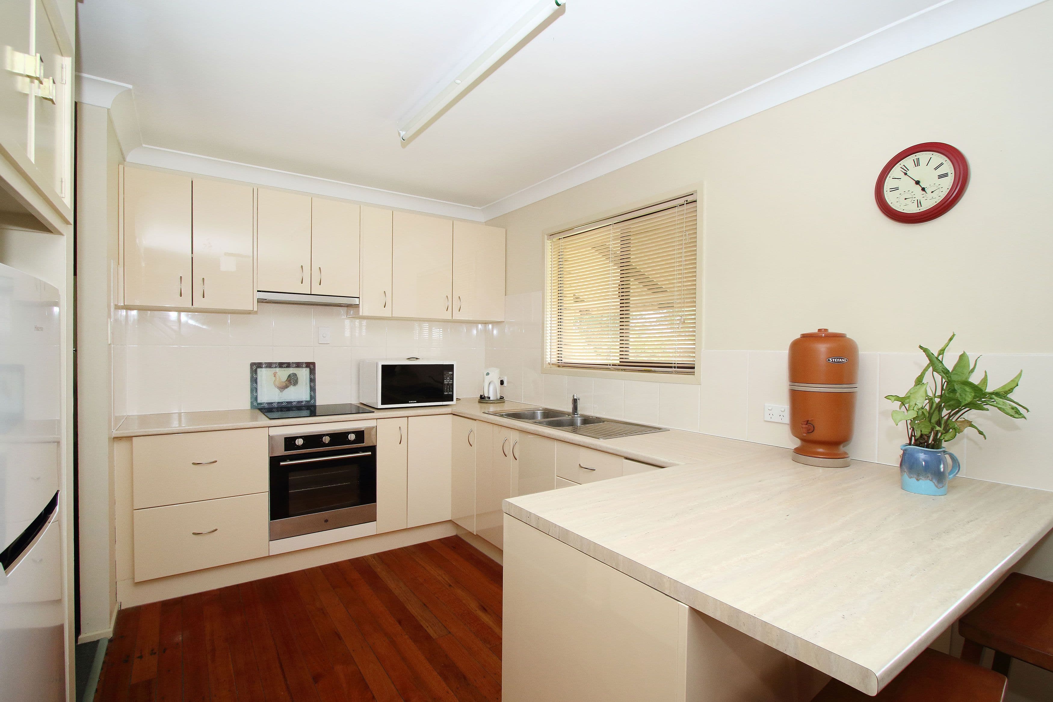 35 Daniel Street, Lowood QLD 4311, Lowood - Thumbnail 5