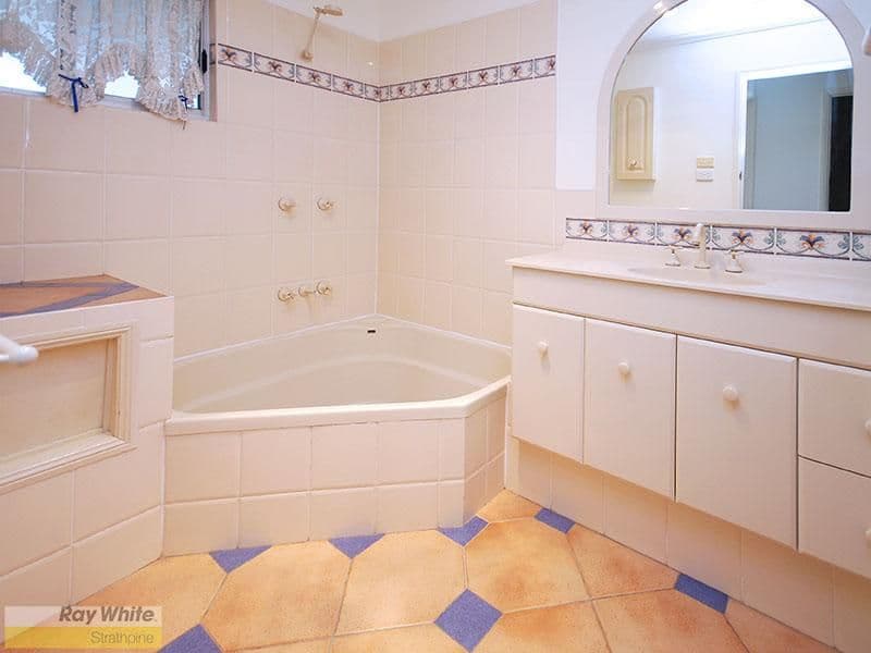 27 Windrest Street, STRATHPINE QLD 4500, Strathpine - Thumbnail 4