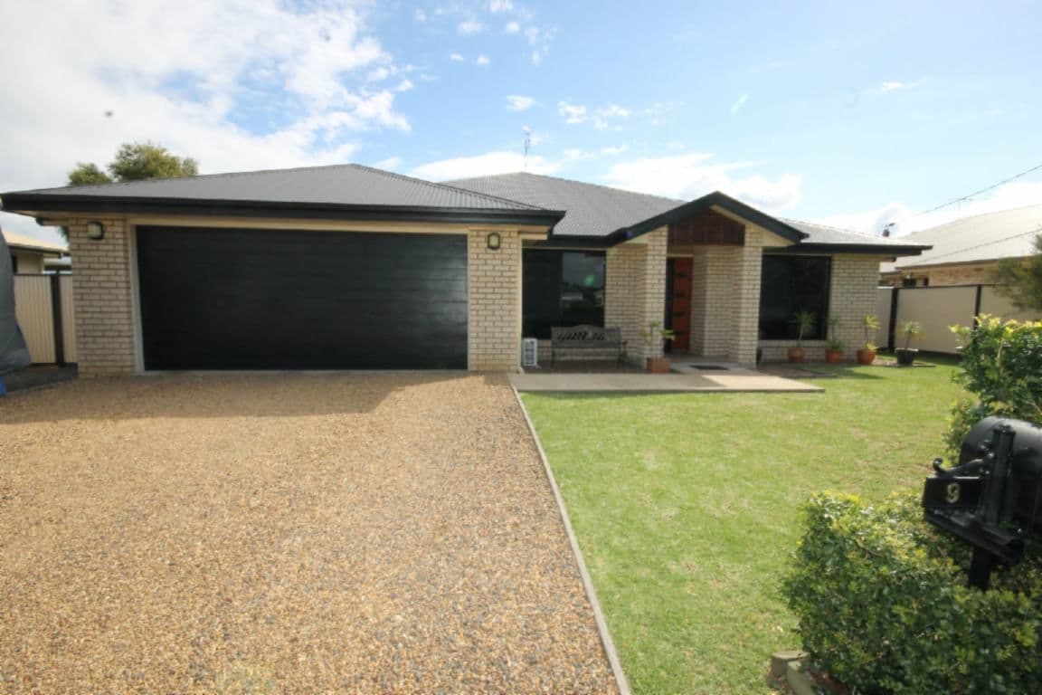 9 Burke Street, DALBY QLD 4405, Dalby - Image 1