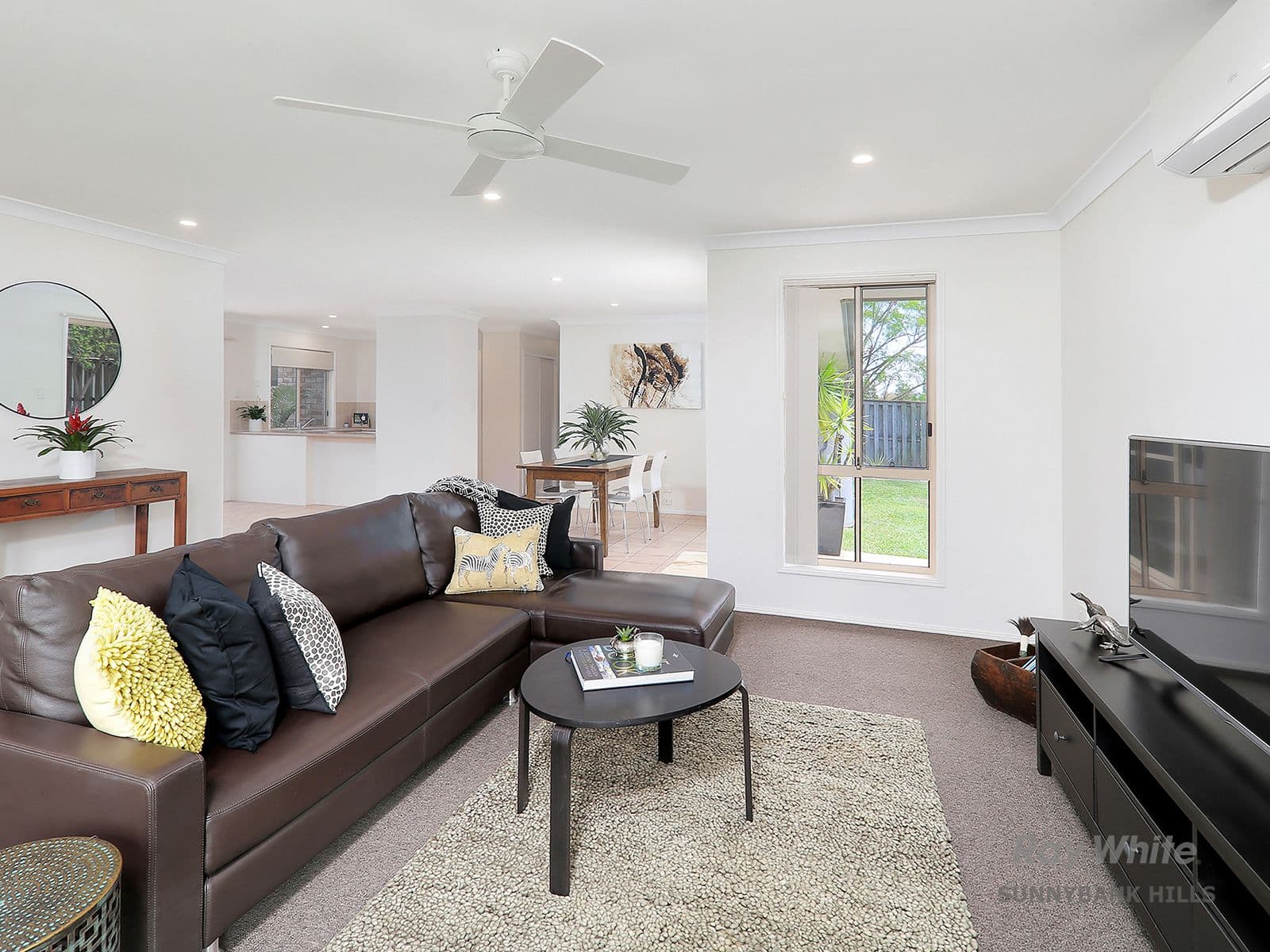 92 Hamish Street, Calamvale QLD 4116, Calamvale - Thumbnail 3