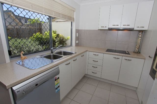 47 Sycamore Drive, CURRIMUNDI QLD 4551, Currimundi - Thumbnail 3