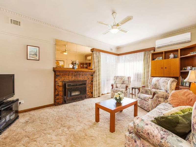 4 Bruthen Street, MOORABBIN VIC 3189, Moorabbin - Thumbnail 2