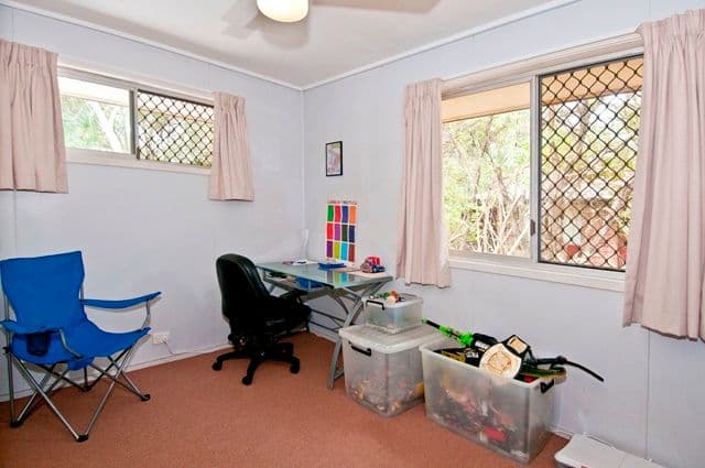 37 Keyes Street, LOGANLEA QLD 4131, Loganlea - Thumbnail 6