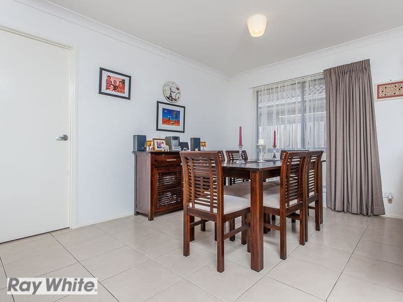 18 Moonie Crescent, NORTH LAKES QLD 4509, North Lakes - Thumbnail 4