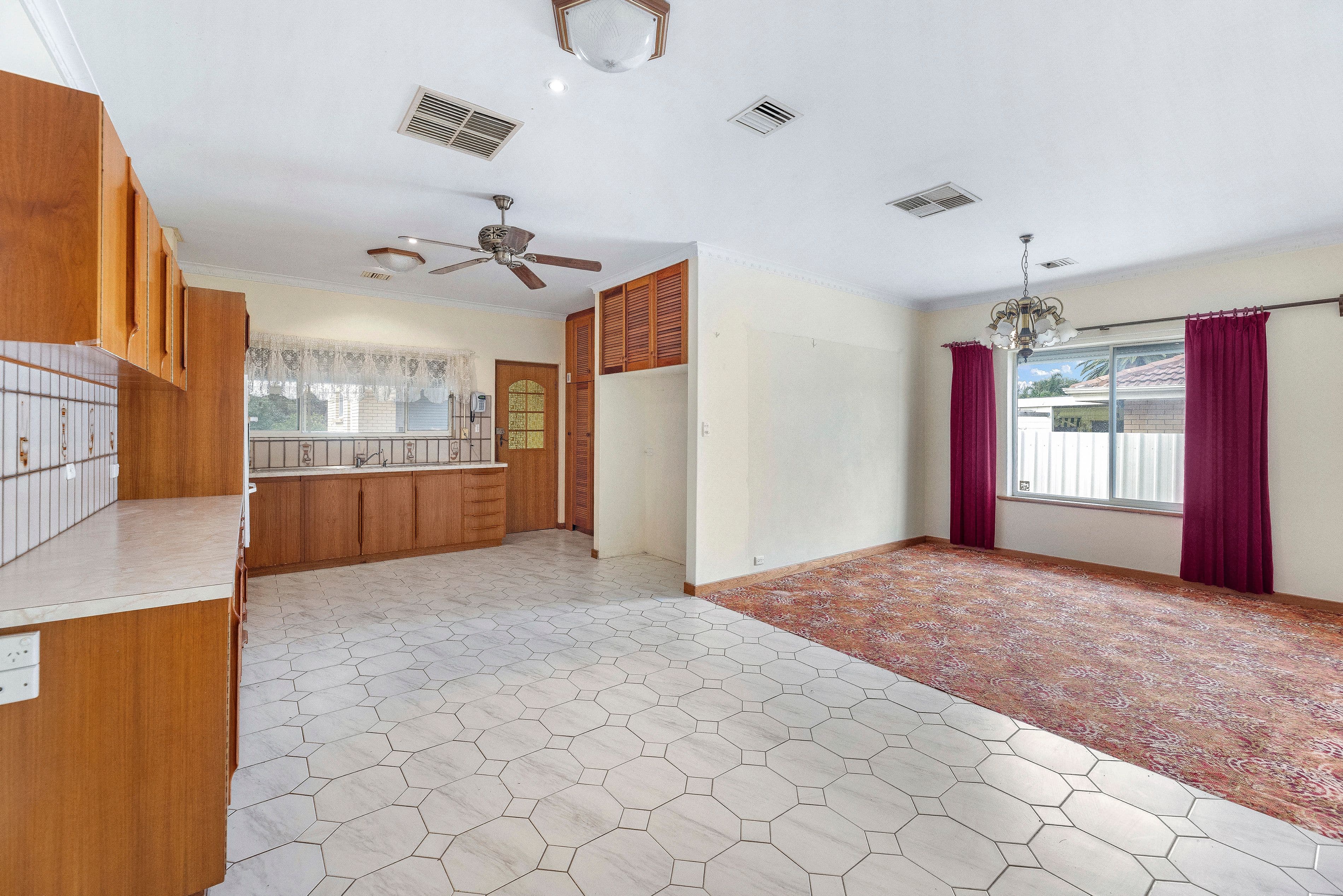 10 Pompoota Road, Modbury SA 5092, Modbury - Thumbnail 3