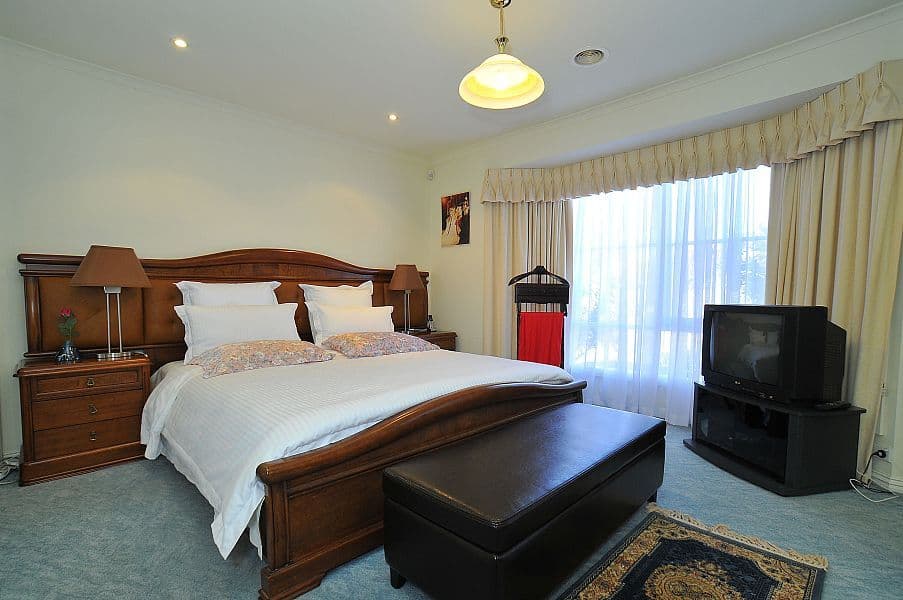 26 Knightsbridge Avenue, NUNAWADING VIC 3131, Nunawading - Thumbnail 5