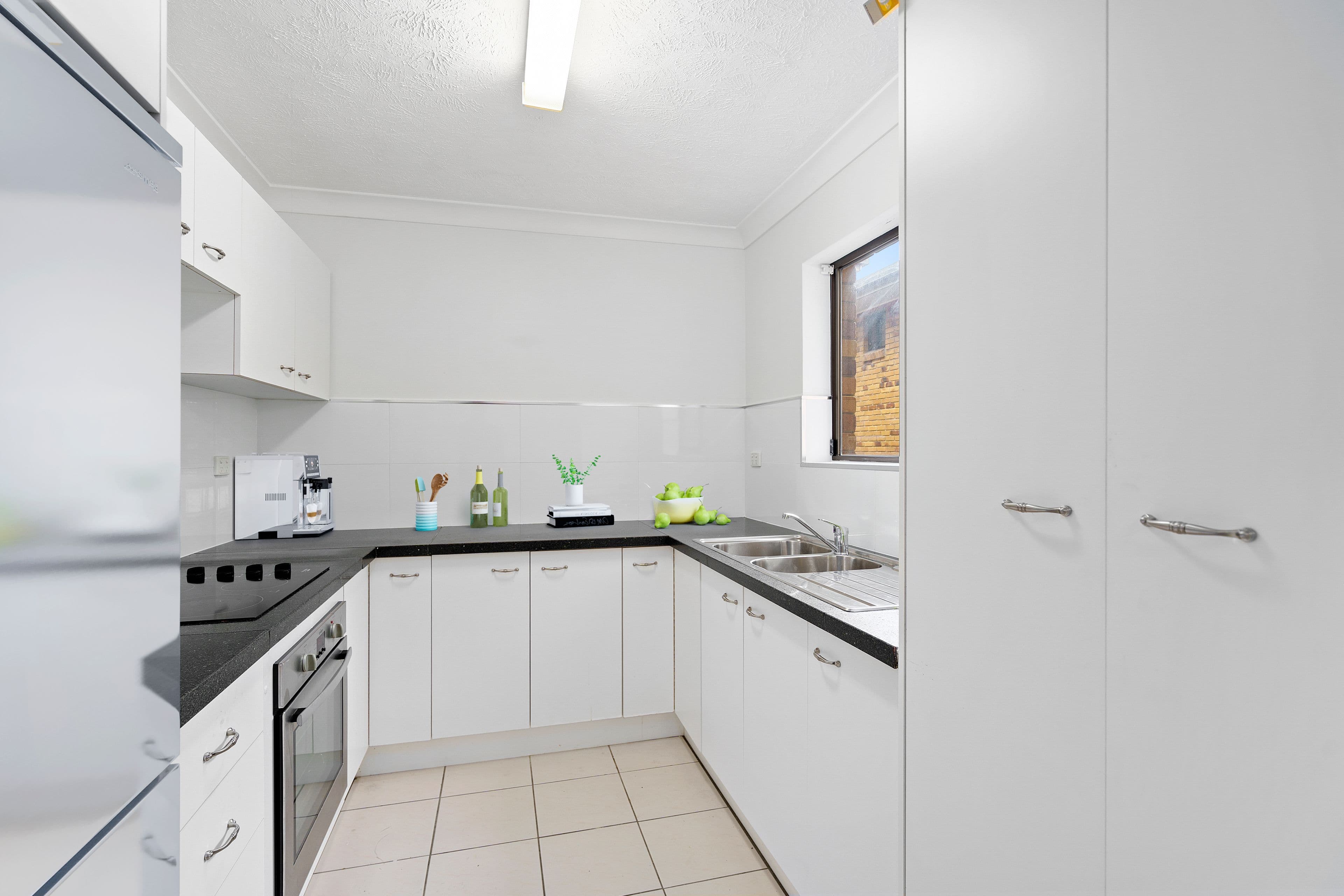 45 Harold Street, Holland Park QLD 4121, Holland Park - Thumbnail 3