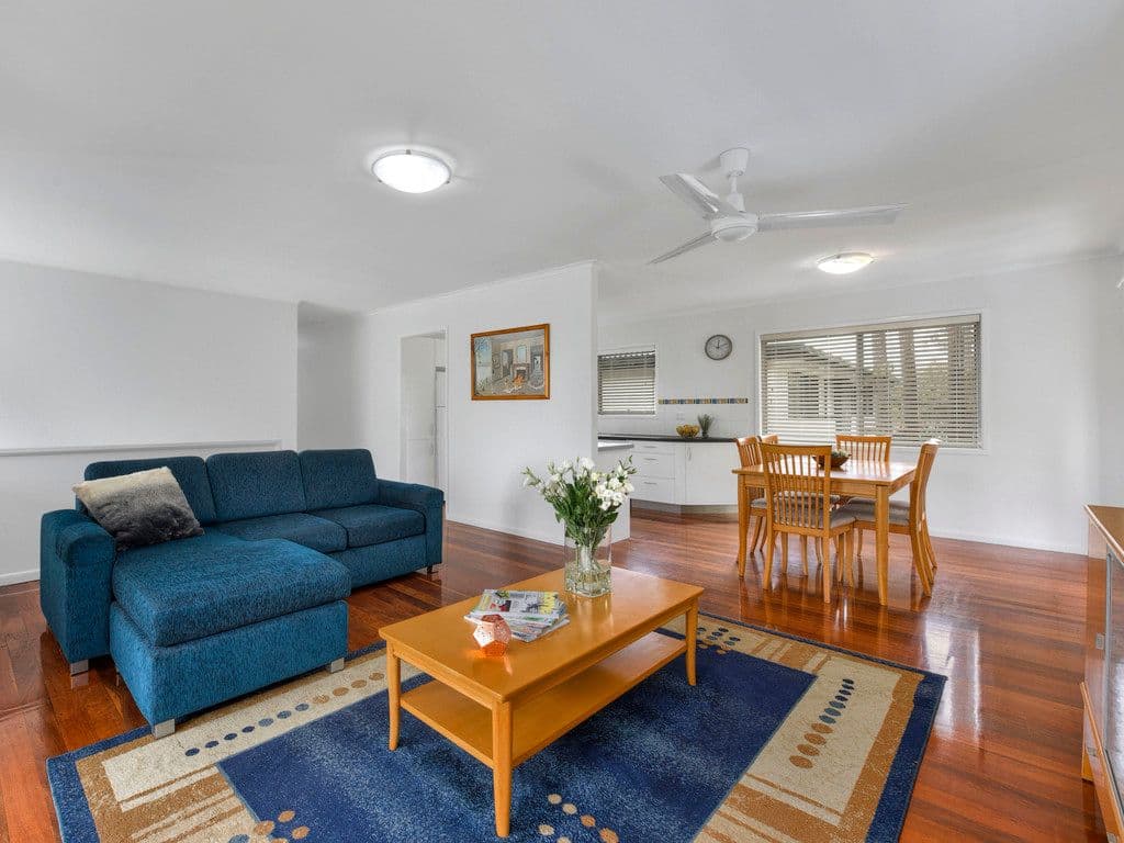 2 Caradon Street, Albany Creek QLD 4035, Albany Creek - Thumbnail 2