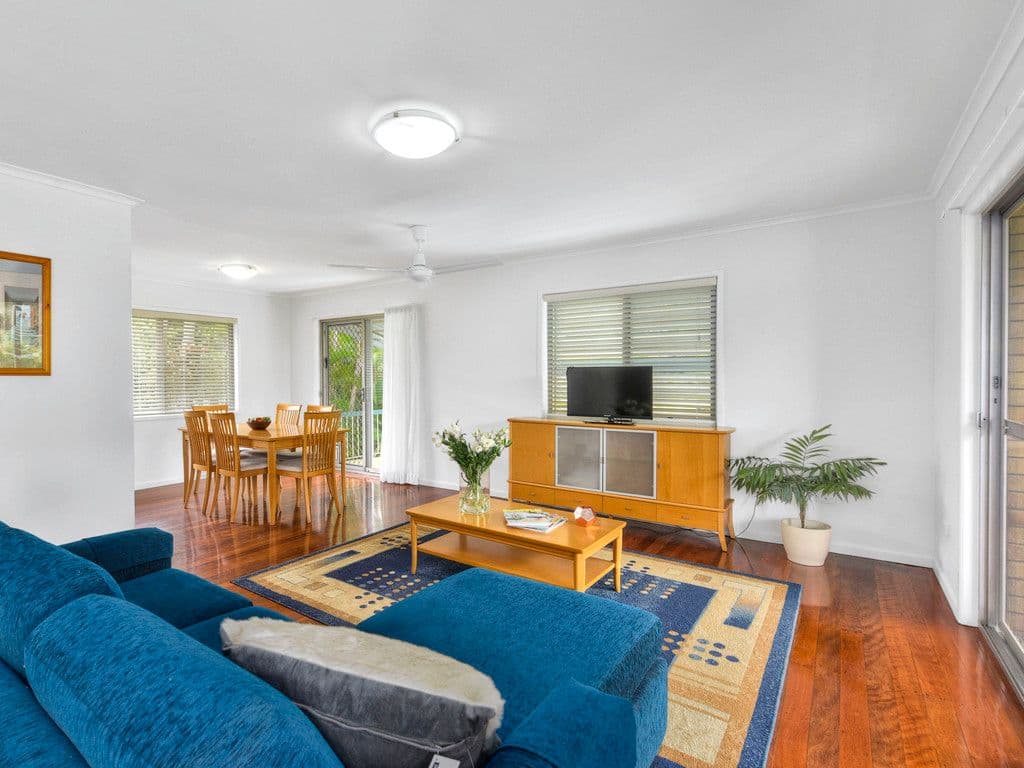 2 Caradon Street, Albany Creek QLD 4035, Albany Creek - Thumbnail 3