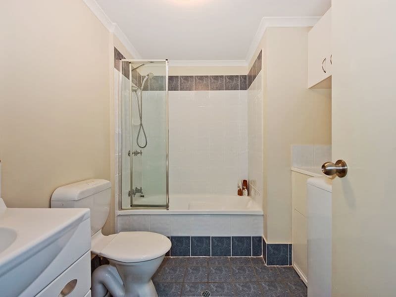 2 Henry Street, Redcliffe QLD 4020, Redcliffe - Thumbnail 8
