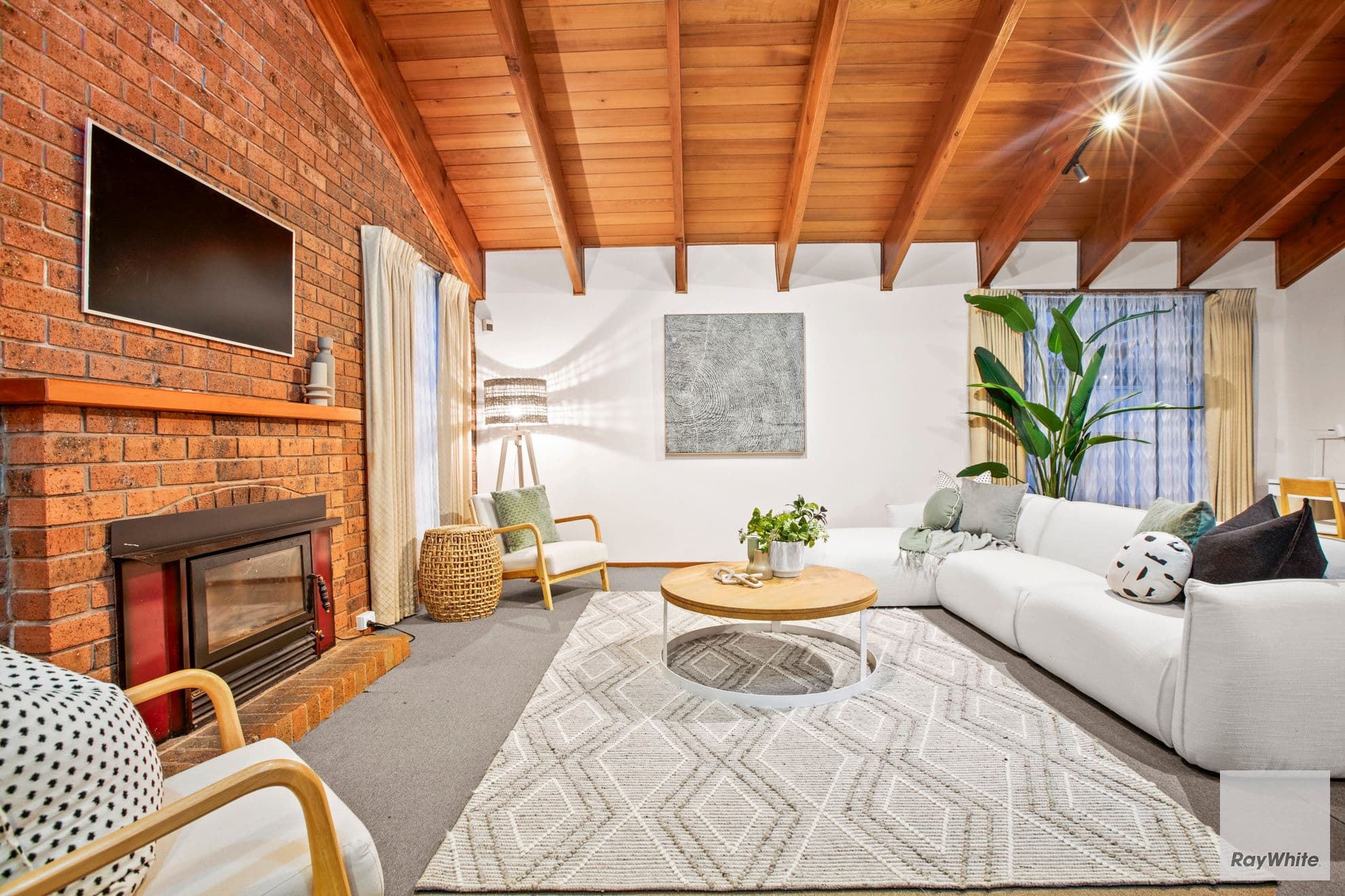 18 Morris Drive, Keilor Downs VIC 3038, Keilor Downs - Thumbnail 3