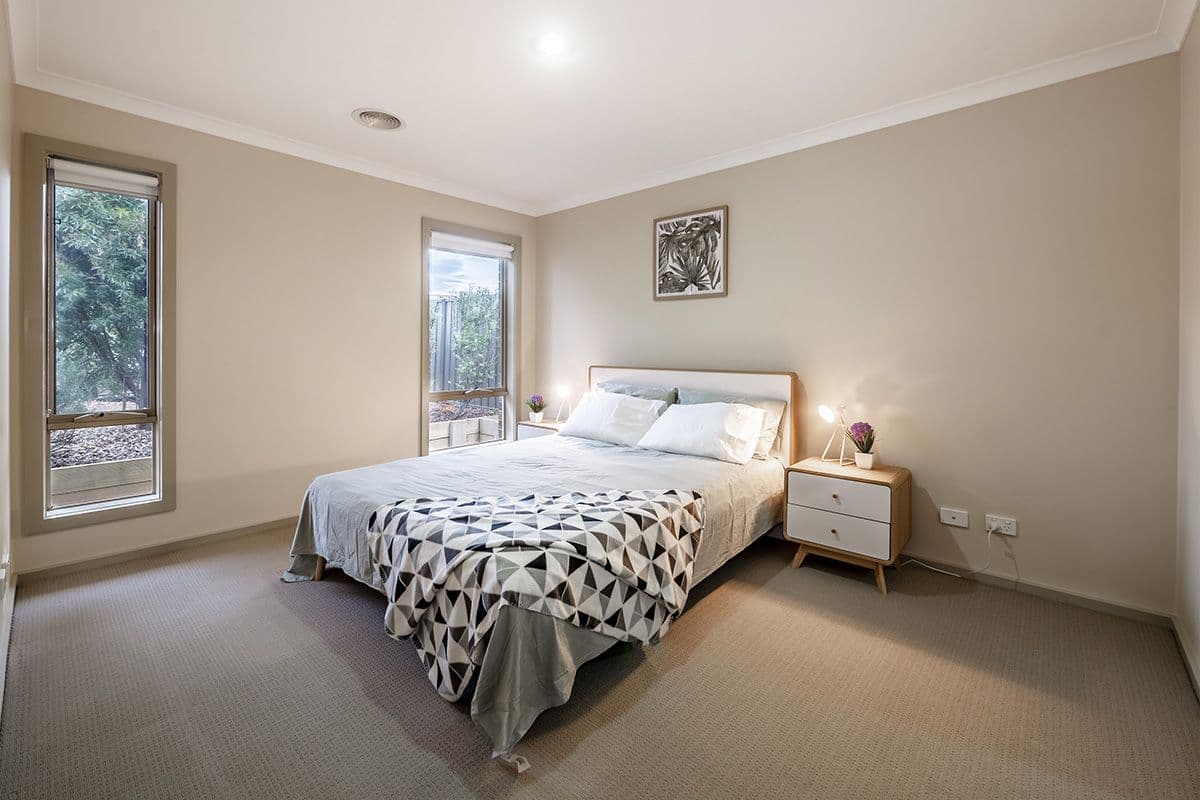 21 Barossa Drive, Clyde North VIC 3978, Clyde North - Thumbnail 5