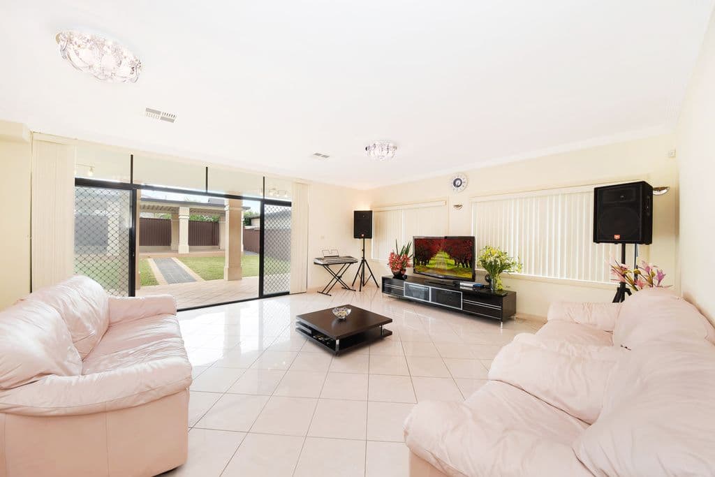 2 Elm Road, Auburn - Thumbnail 7