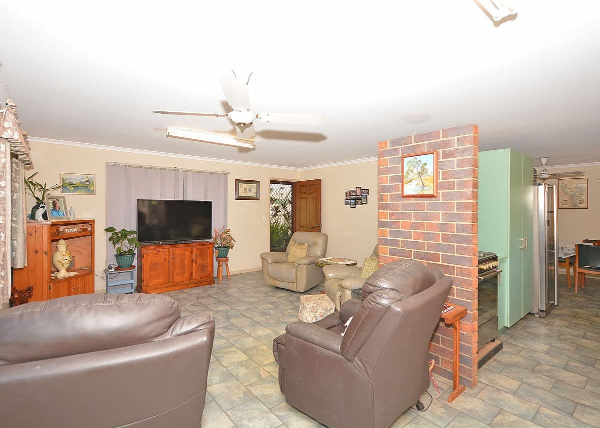 51 Oslove Drive, Booral QLD 4655, Booral - Thumbnail 6