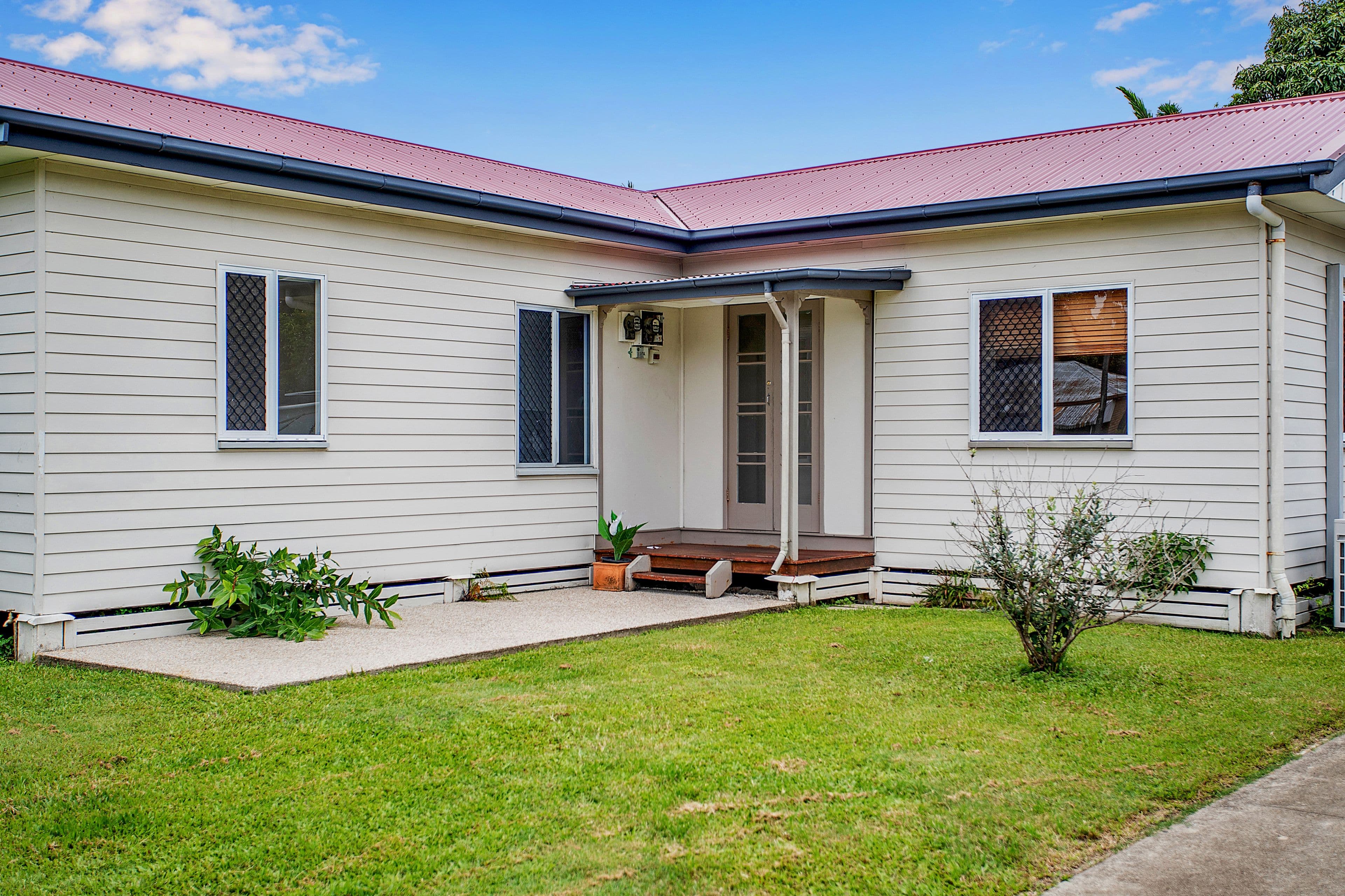 24 Adrian Street, West Mackay QLD 4740, West Mackay - Thumbnail 2