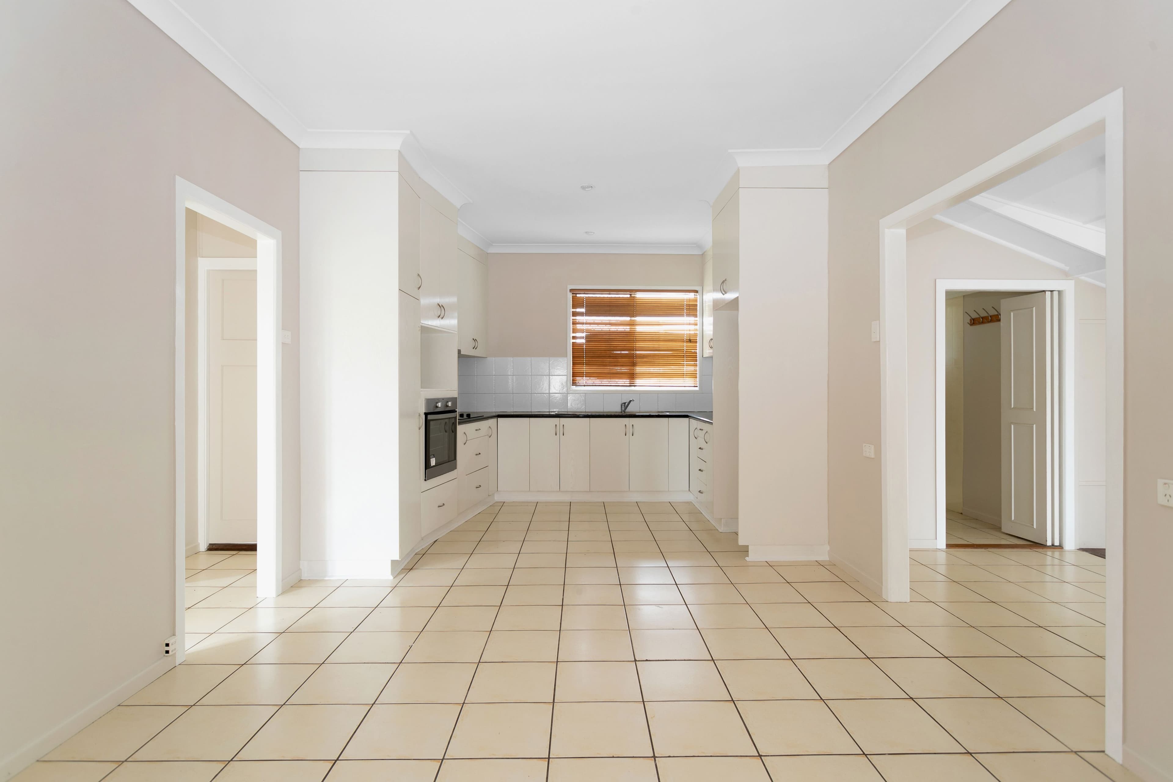 24 Adrian Street, West Mackay QLD 4740, West Mackay - Thumbnail 6