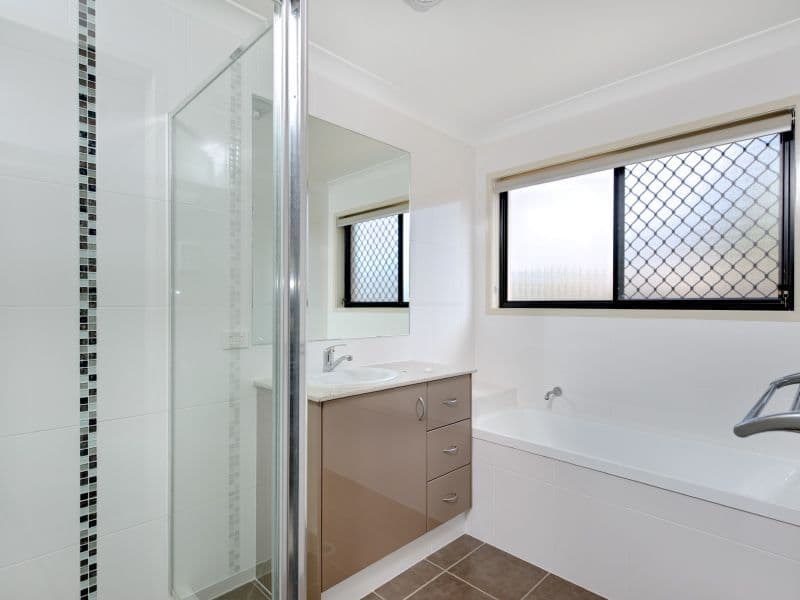 10 Plymouth Place, CALAMVALE QLD 4116, Calamvale - Thumbnail 7