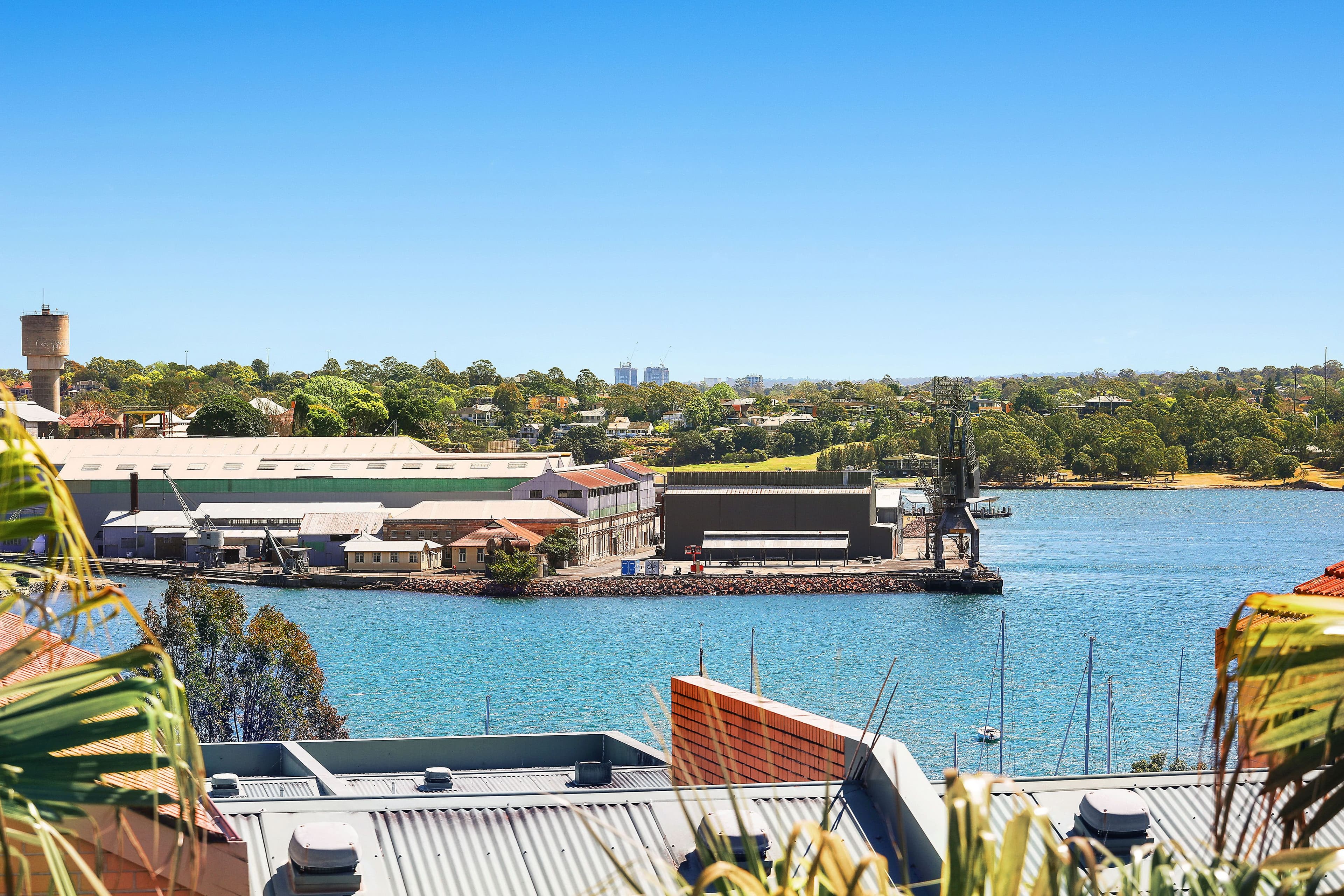 8 Water Street, Birchgrove - Thumbnail 2