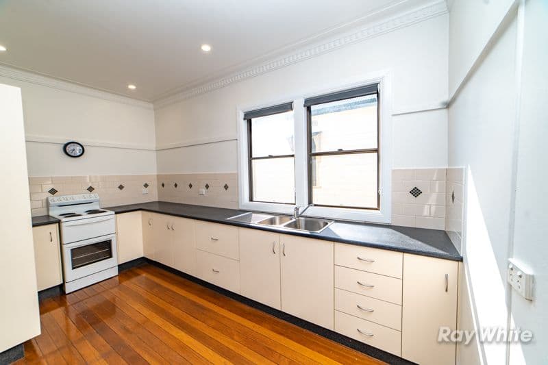 23 Byron Street, Footscray - Thumbnail 2