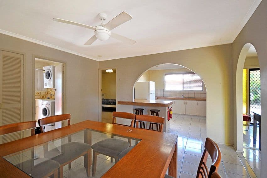 142 Sunshine Boulevard, Mermaid Waters QLD 4218, Mermaid Waters - Thumbnail 6