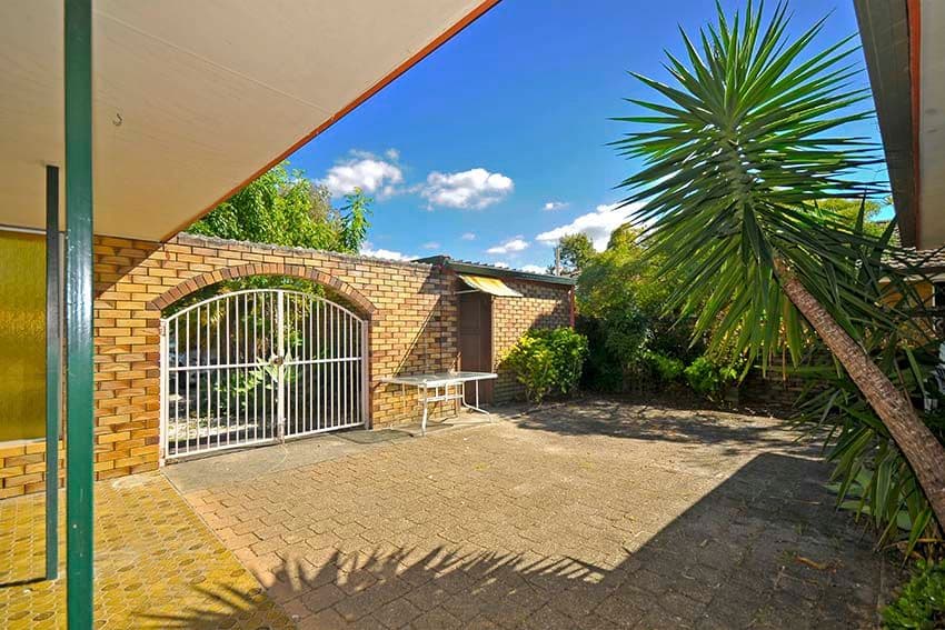 142 Sunshine Boulevard, Mermaid Waters QLD 4218, Mermaid Waters - Thumbnail 7