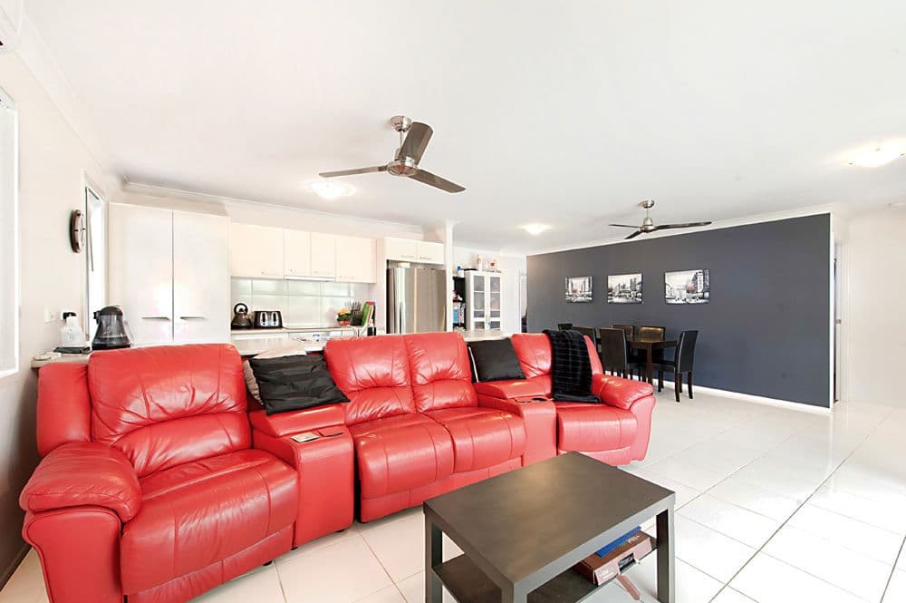 30 Rise Circuit, Pacific Pines QLD 4211, Pacific Pines - Thumbnail 4