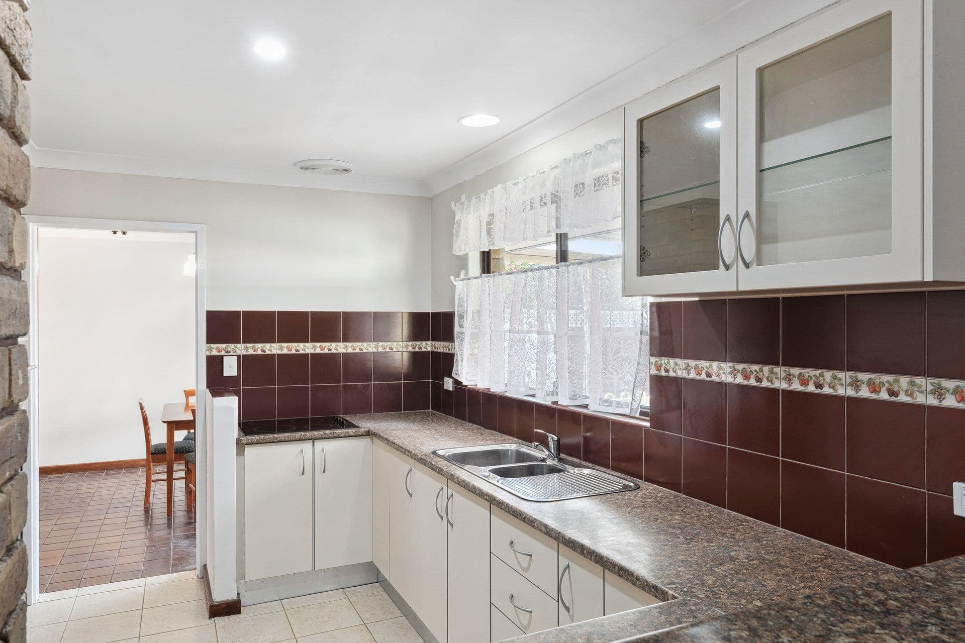 37 Wilkins Road, Kalamunda WA 6076, Kalamunda - Thumbnail 4