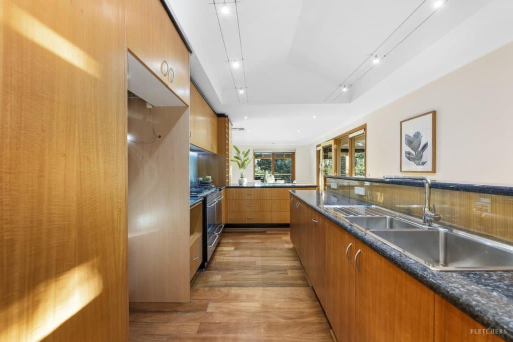 6 Hetrel Court, Blackburn South - Thumbnail 4