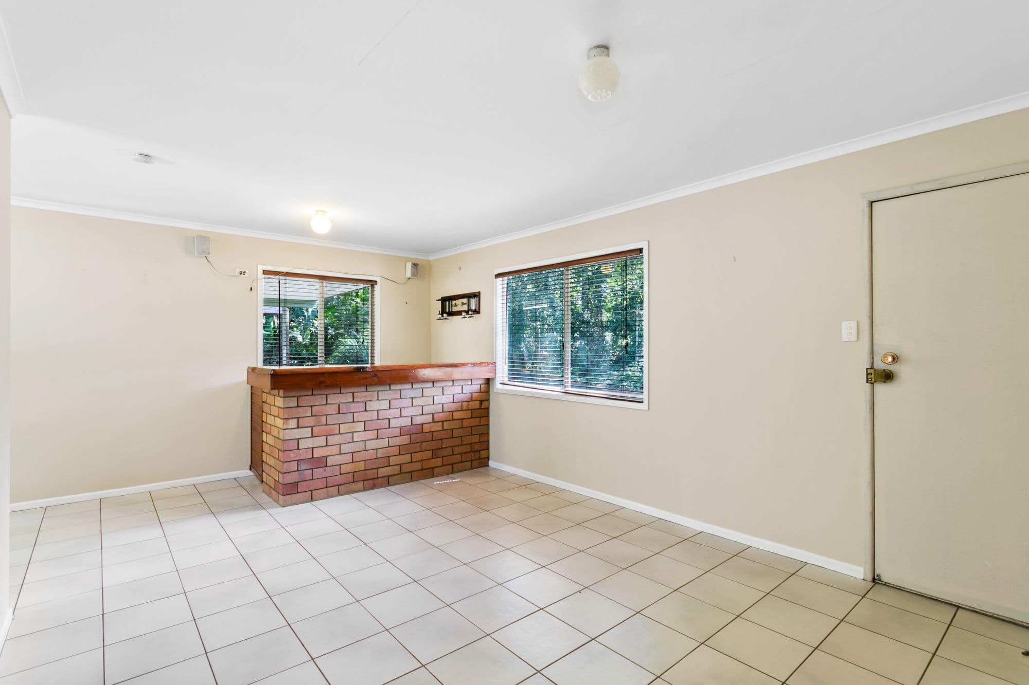 10 Warren Crescent, Deception Bay QLD 4508, Deception Bay - Thumbnail 3