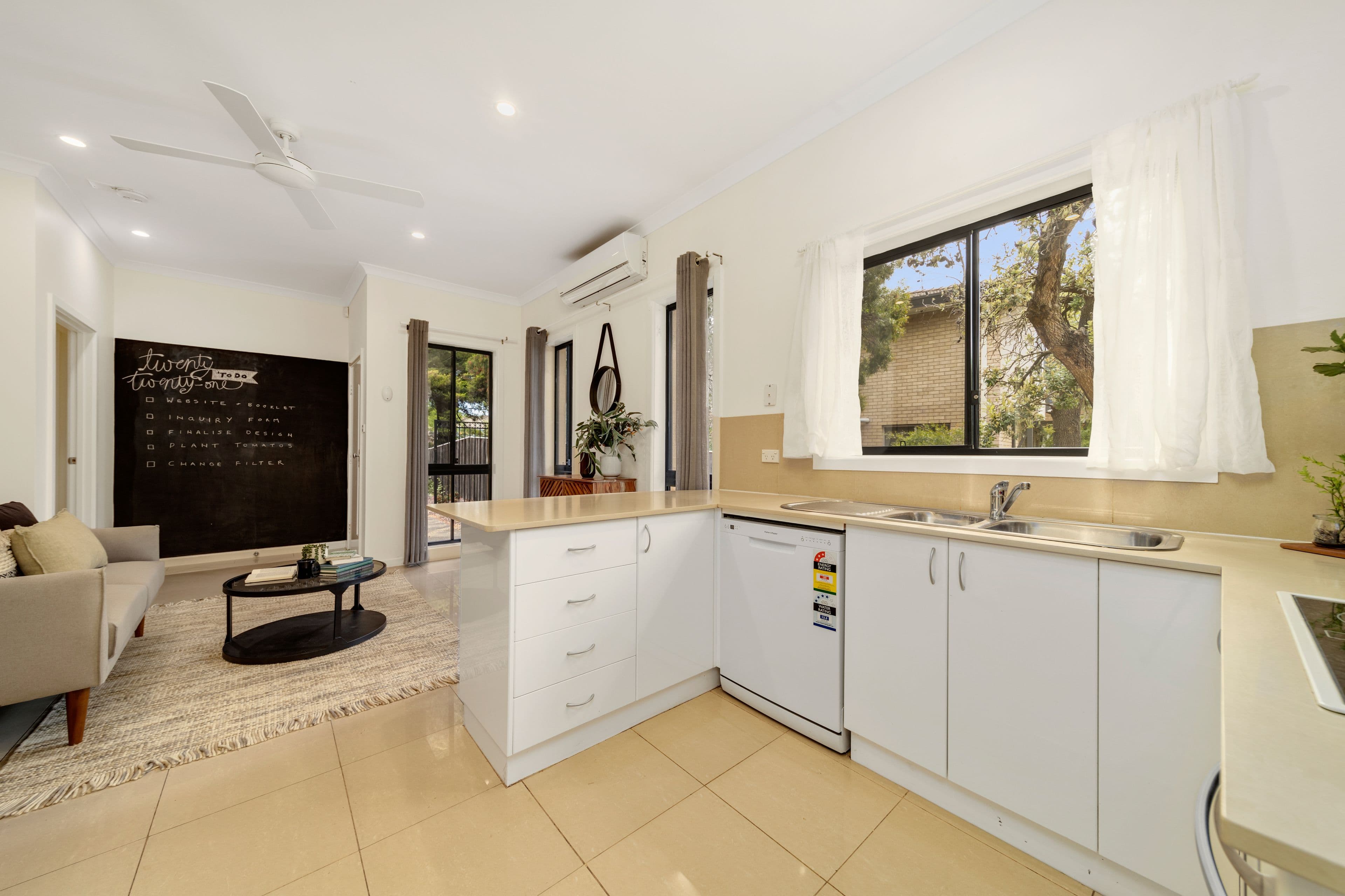 42B Shumack Street, Weetangera ACT 2614, Weetangera - Thumbnail 5