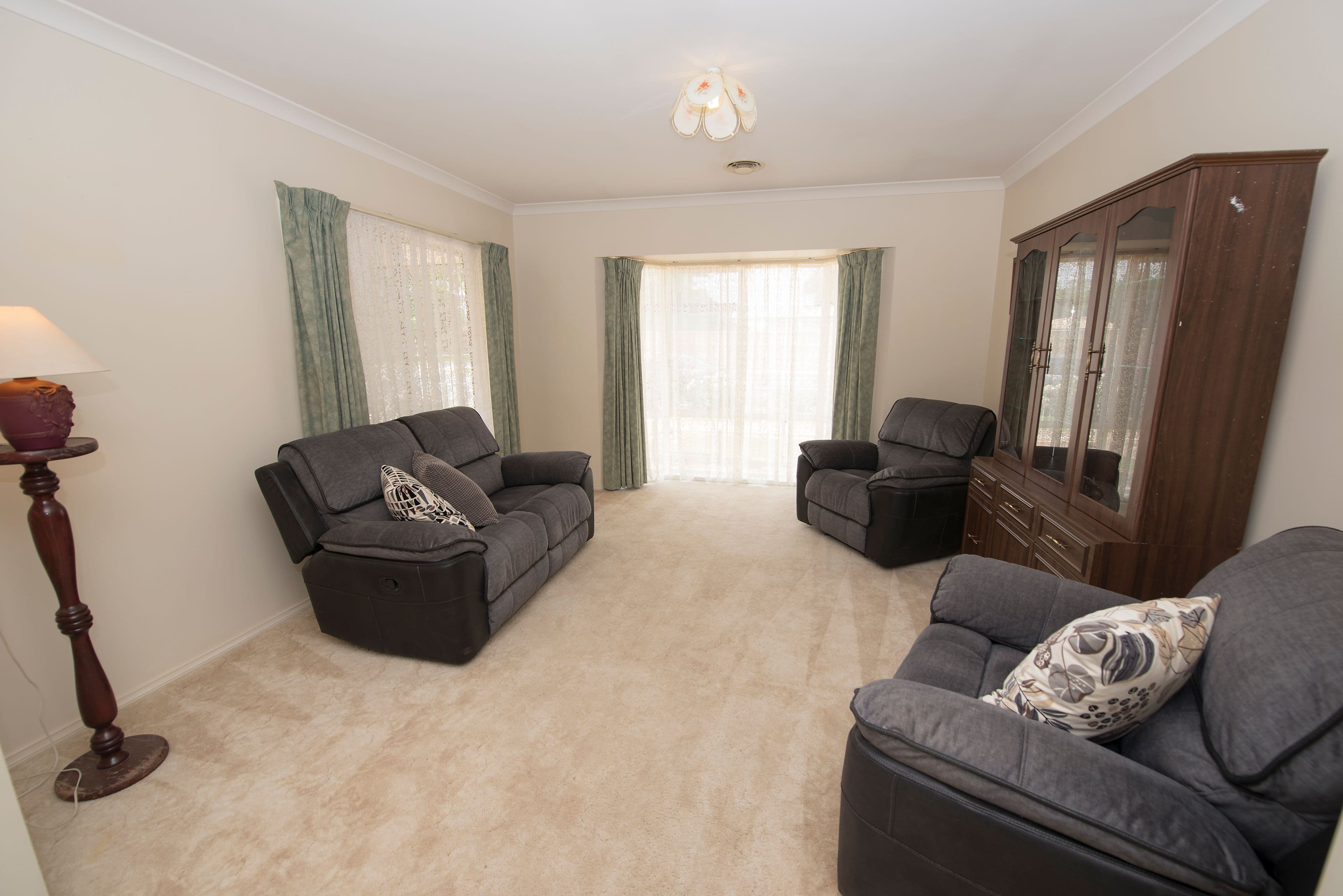 70 Stradbroke Avenue, Swan Hill VIC 3585, Swan Hill - Thumbnail 2
