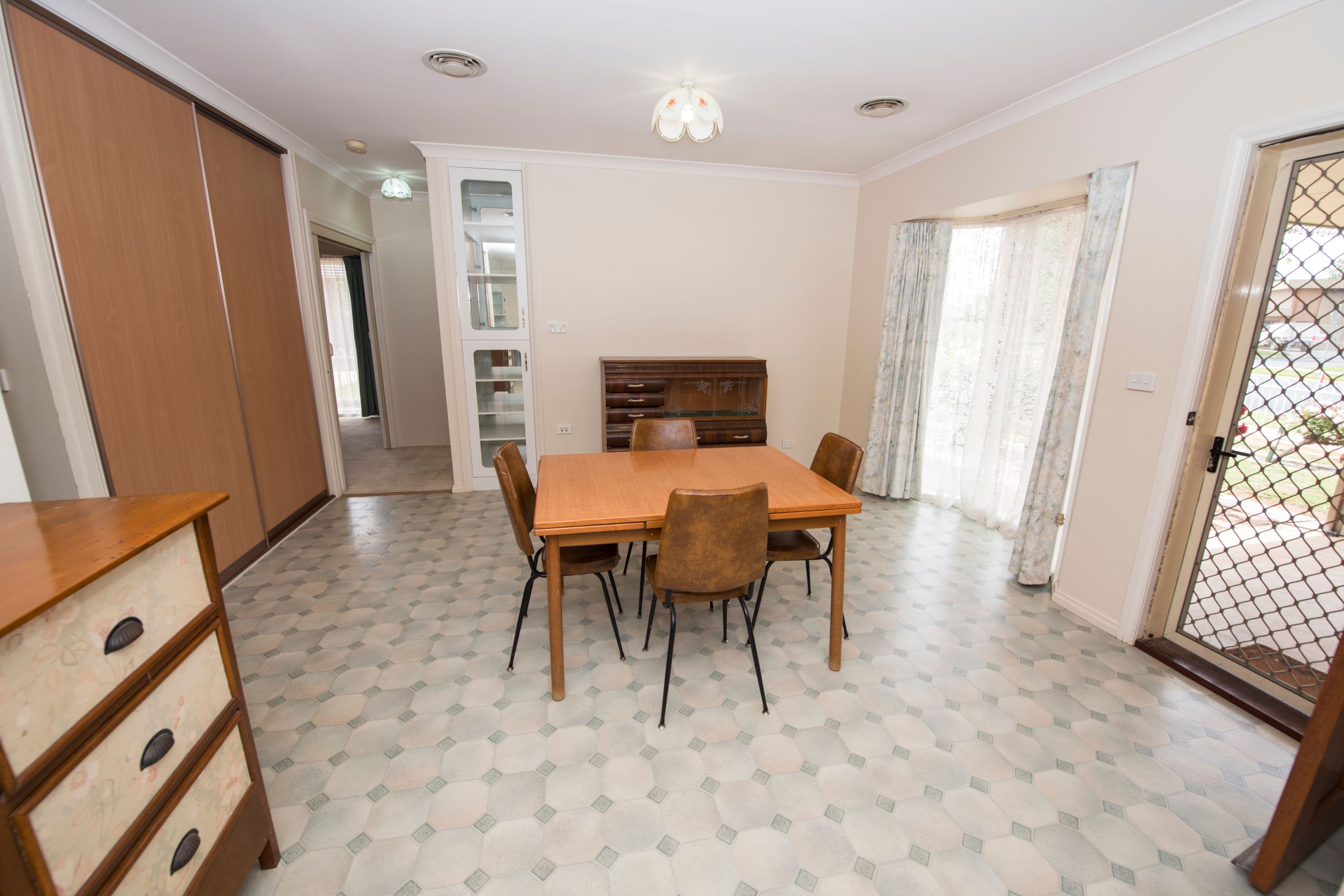 70 Stradbroke Avenue, Swan Hill VIC 3585, Swan Hill - Thumbnail 5