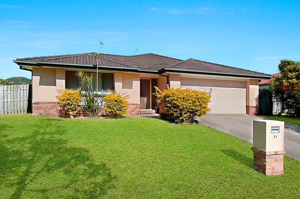 21 Barrs Avenue, Oxenford QLD 4210, Oxenford - Thumbnail 2