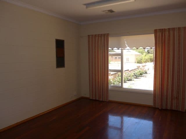 6 Fowles Street, Barmera SA 5345, Barmera - Thumbnail 7