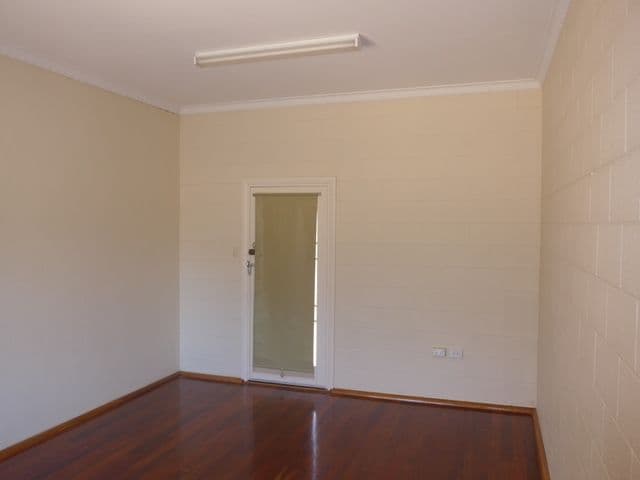 6 Fowles Street, Barmera SA 5345, Barmera - Thumbnail 8