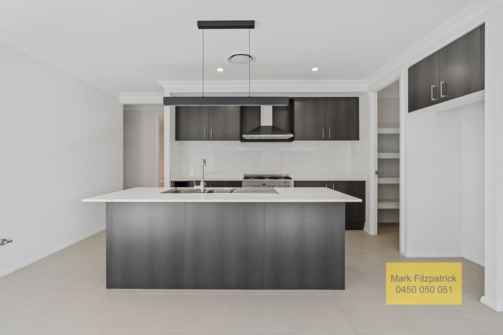 15 Ash Avenue, LAIDLEY QLD 4341, Laidley - Thumbnail 2