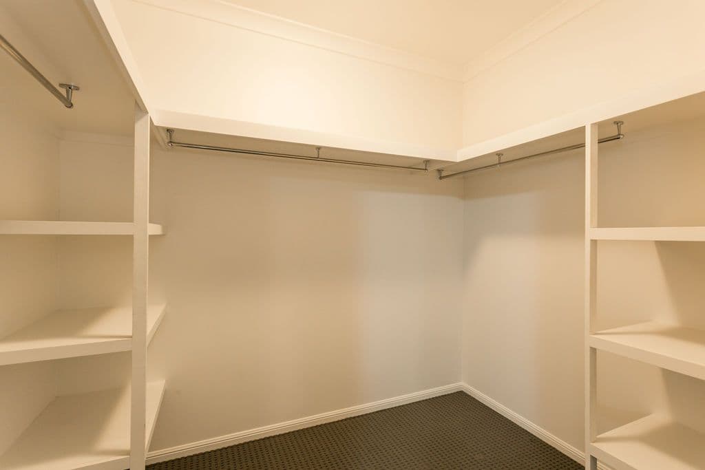 9 Thornton Street, Emerald QLD 4720, Emerald - Thumbnail 8