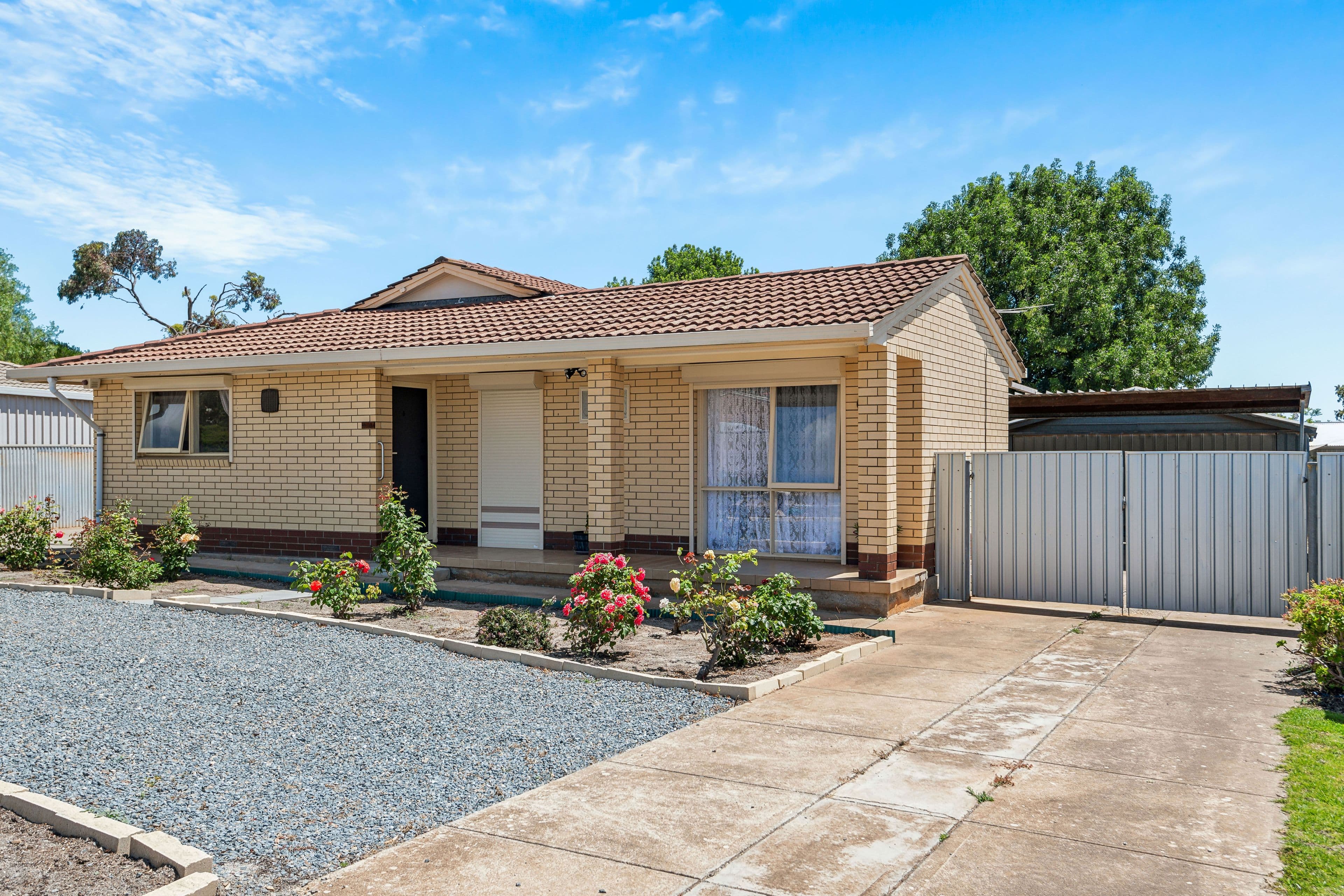 6 Cimaron Close, Morphett Vale SA 5162, Morphett Vale - Thumbnail 3