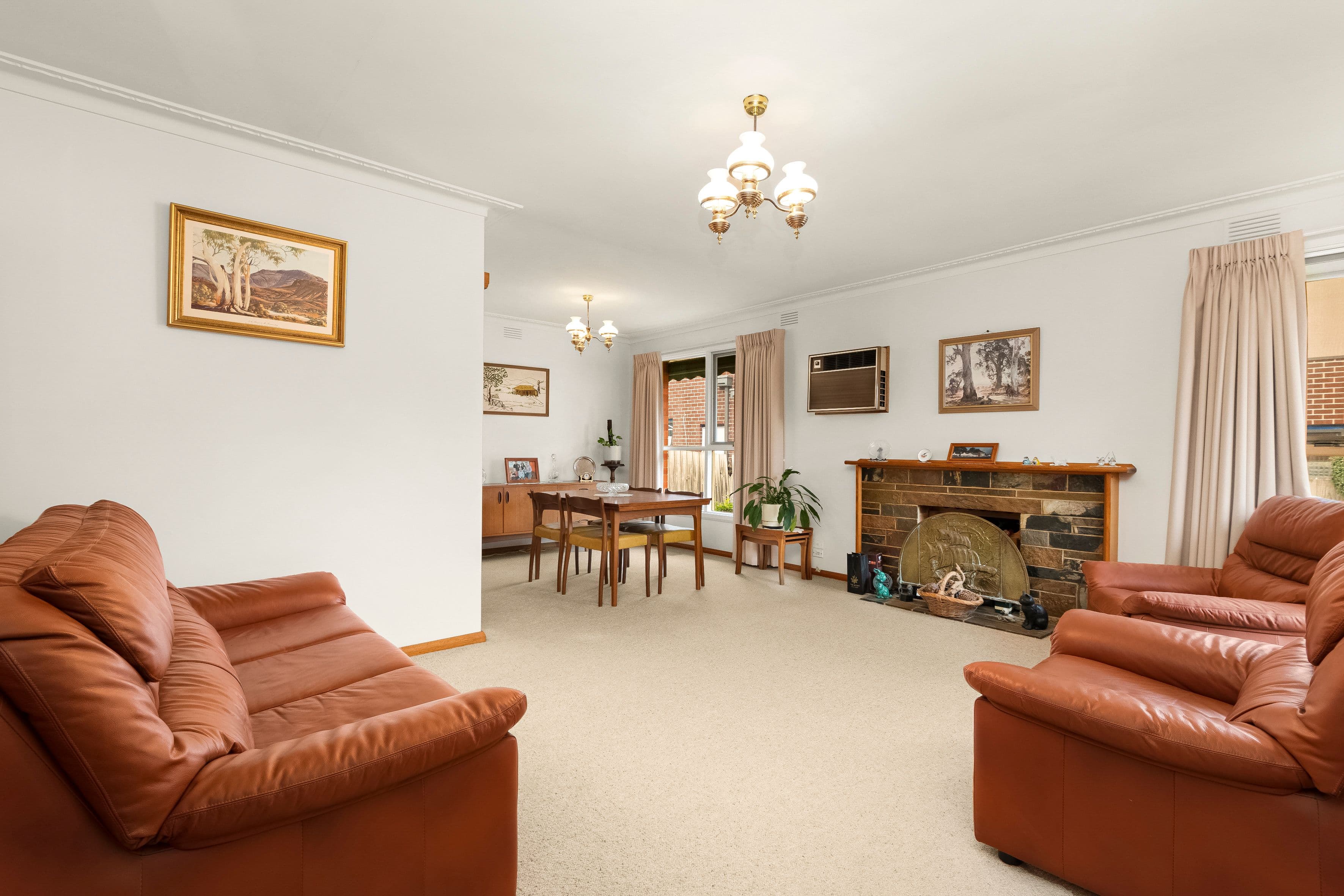 55 Diosma Drive, Glen Waverley VIC 3150, Glen Waverley - Thumbnail 3