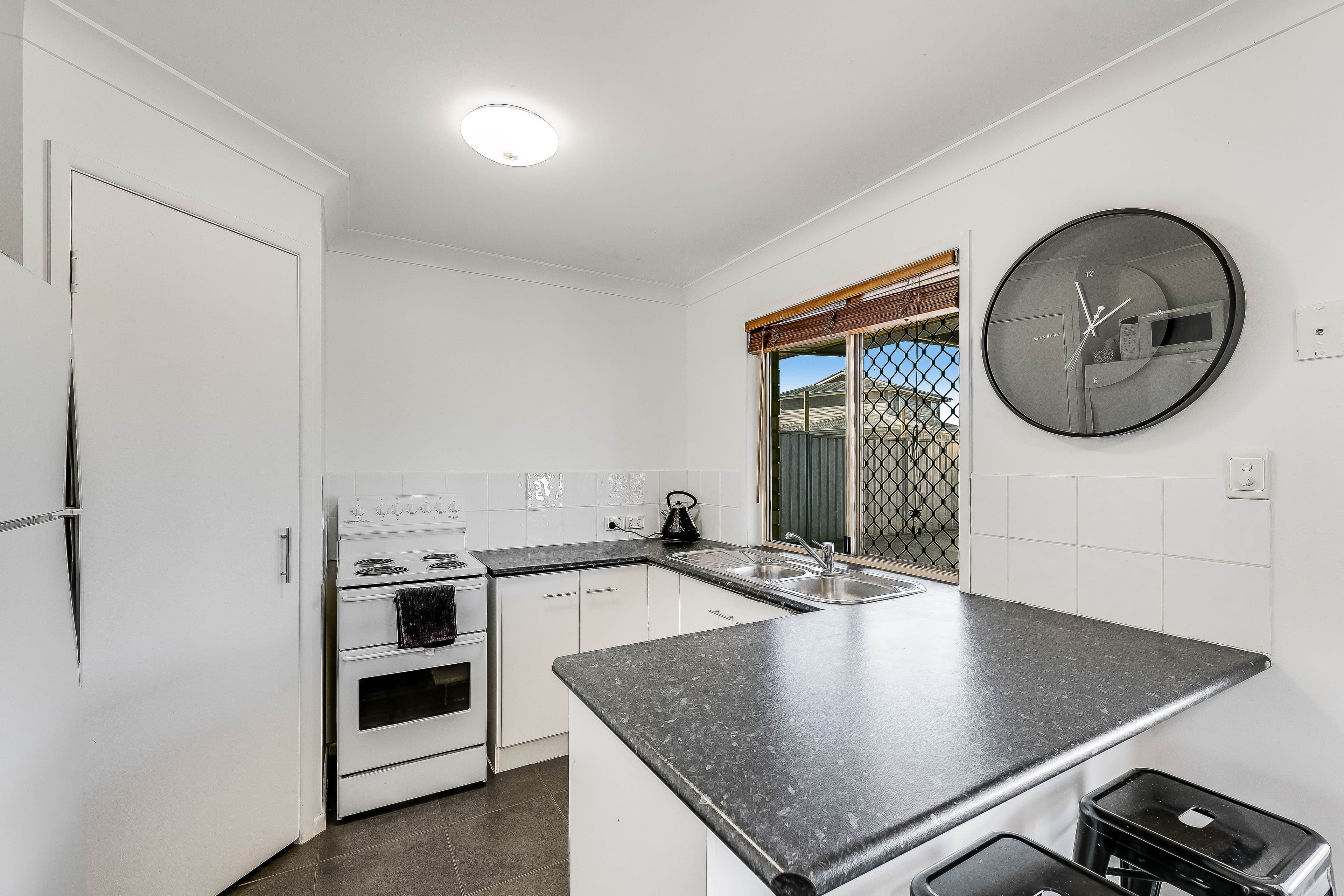 352 McDougall Street, Glenvale QLD 4350, Glenvale - Thumbnail 5